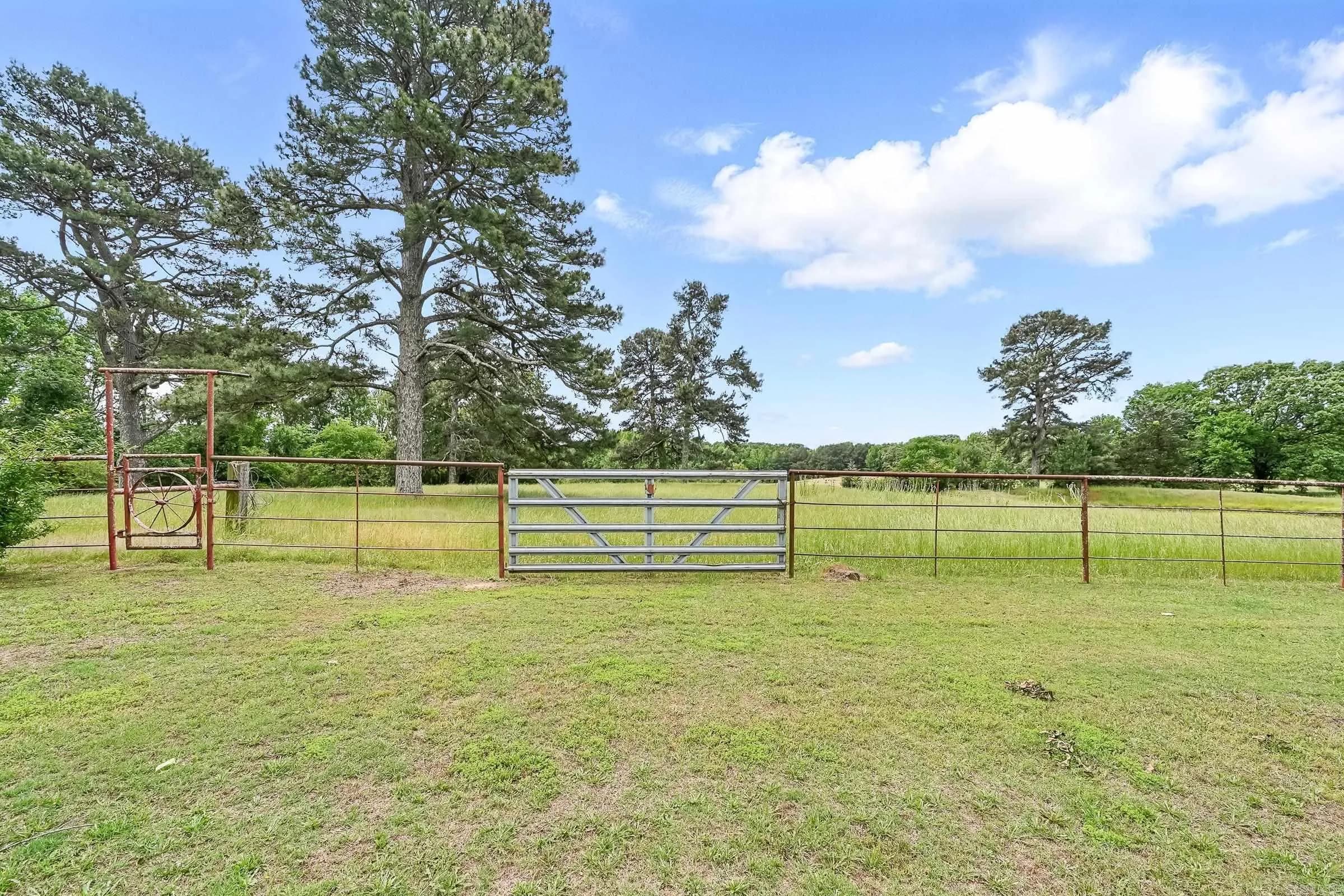 Property at 125  Wommack - Image 23