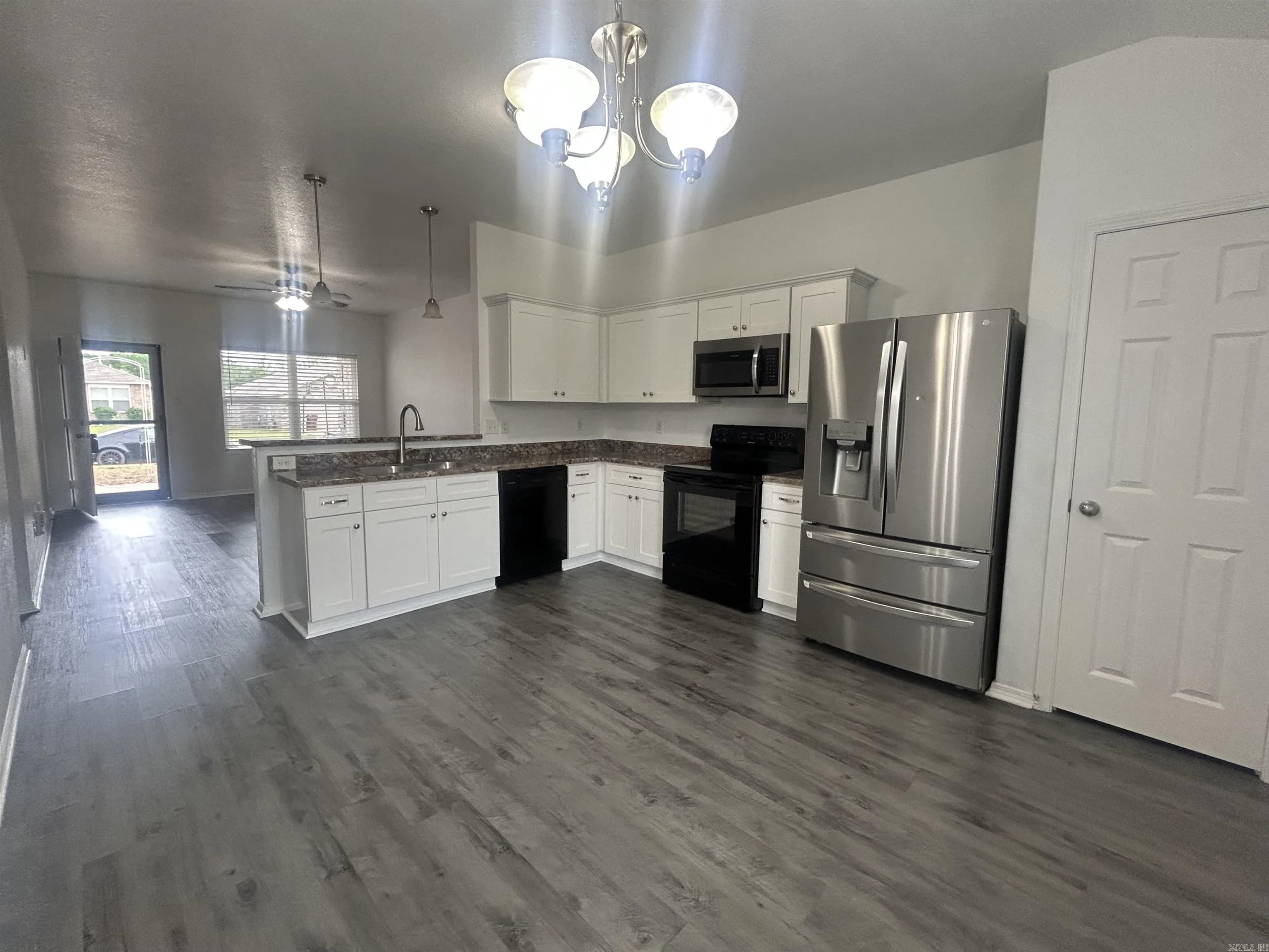 Property at 4016  Buckthorn - Image 2