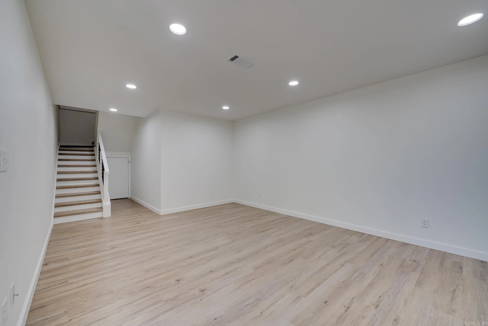 Property at 4  Helena - Image 31