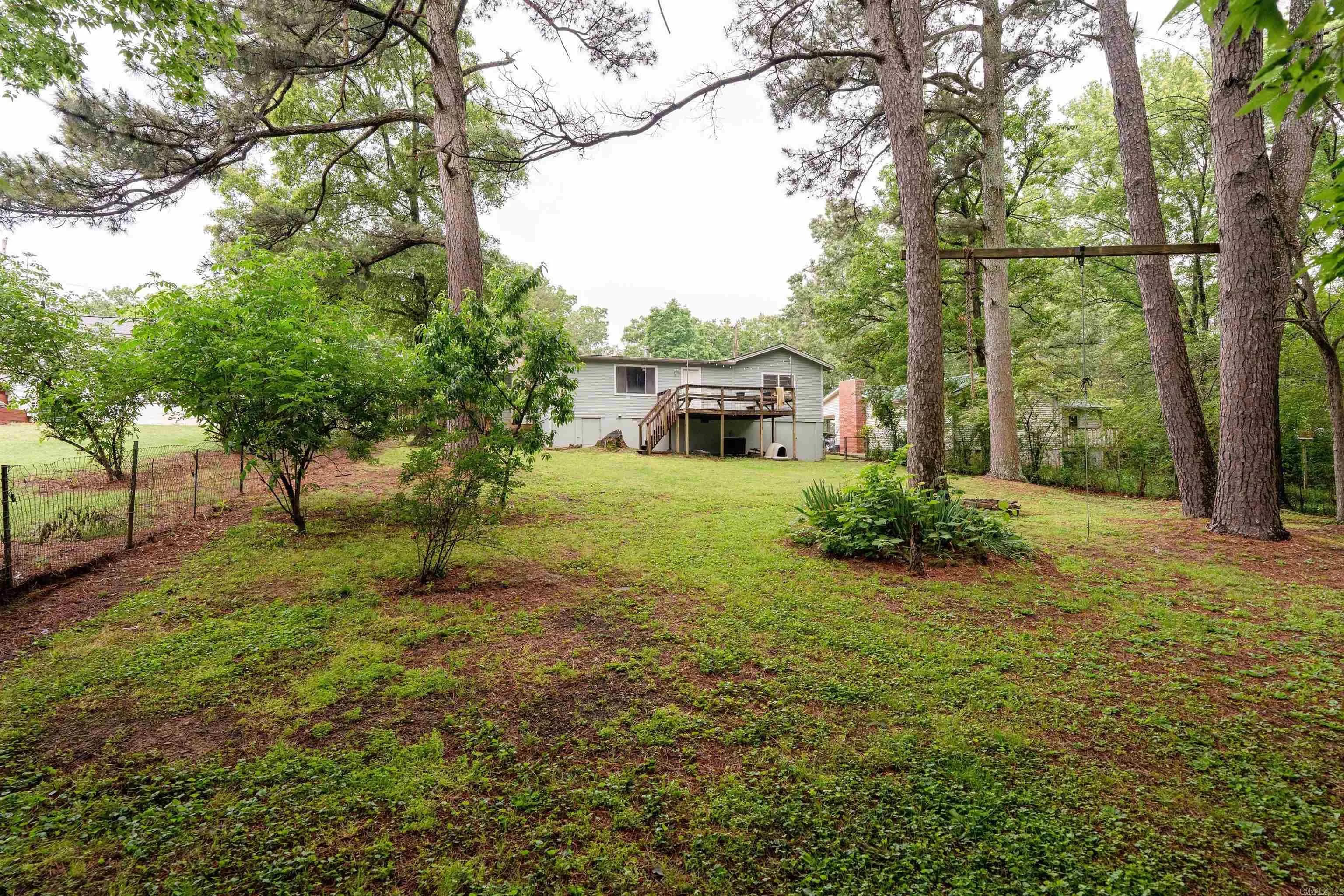 Property at 824  Sunnyhill - Image 42