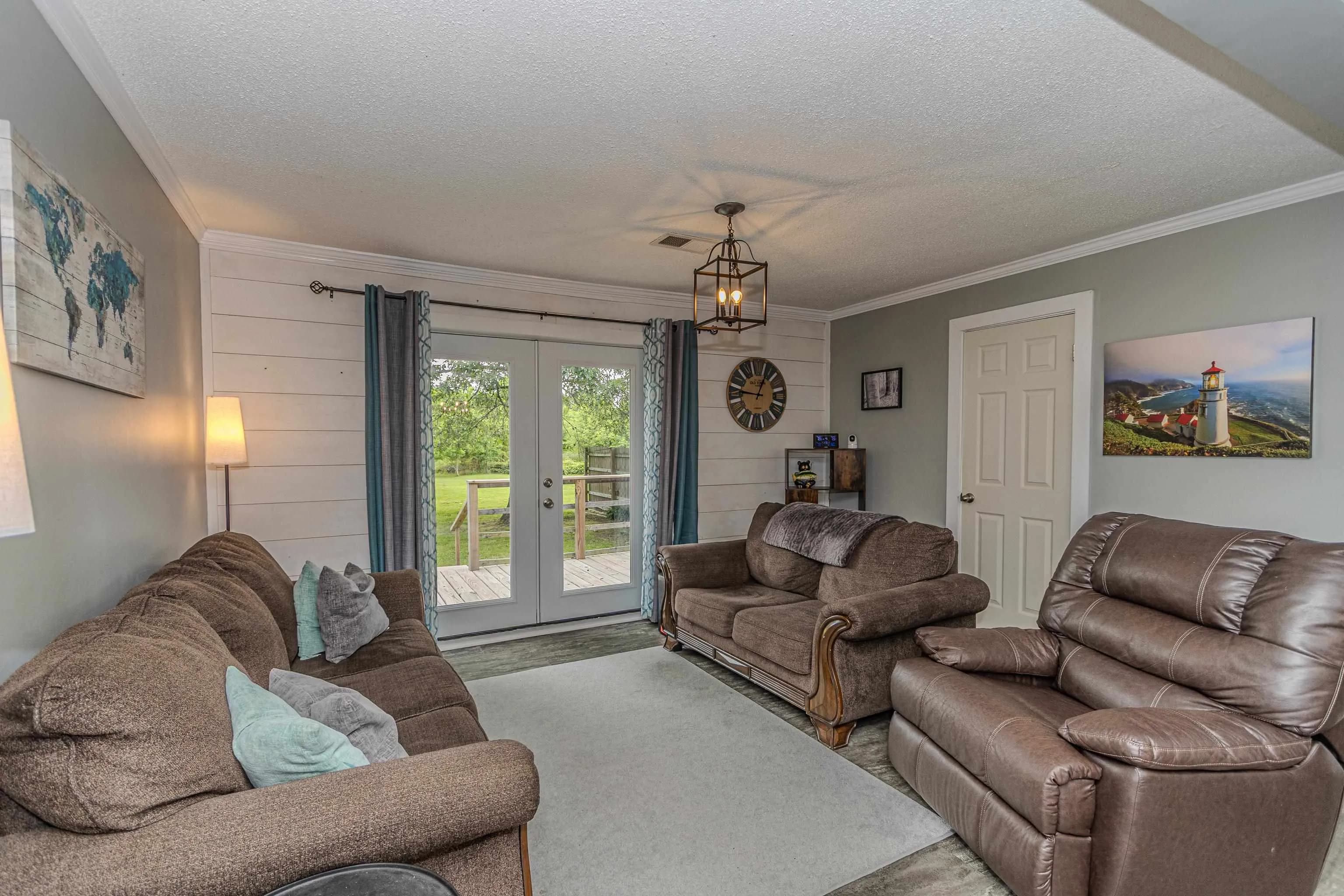 Property at 178  Messer - Image 7