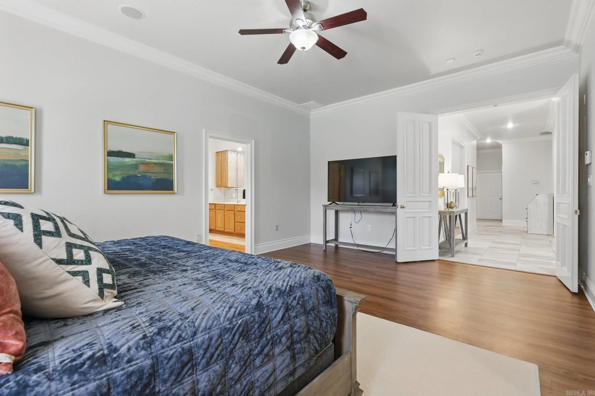 Property at 1052  Rock creek - Image 13