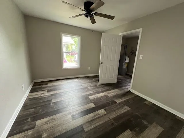 Property at 613  Paschal - Image 3