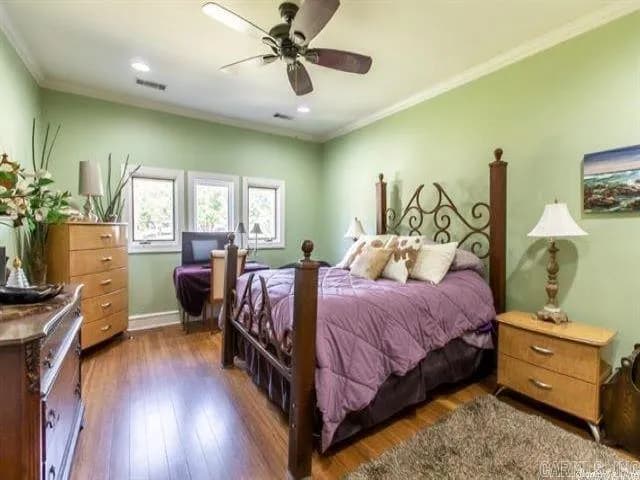 Property at 11209  Barrett - Image 13