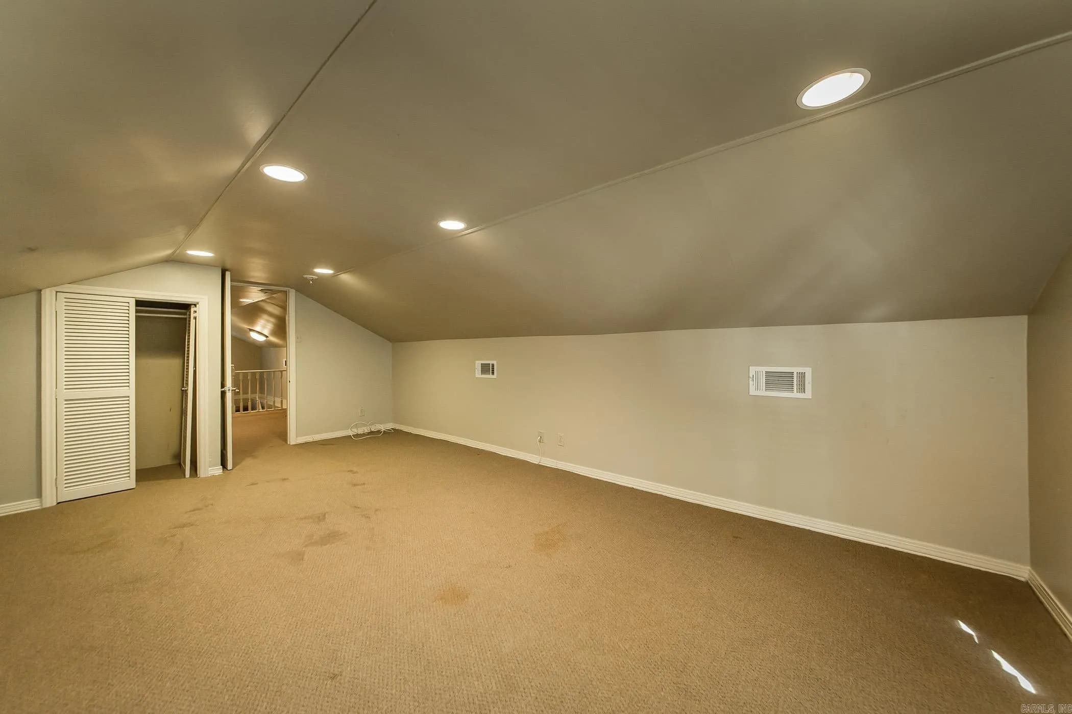 Property at 2800 N Pierce - Image 35