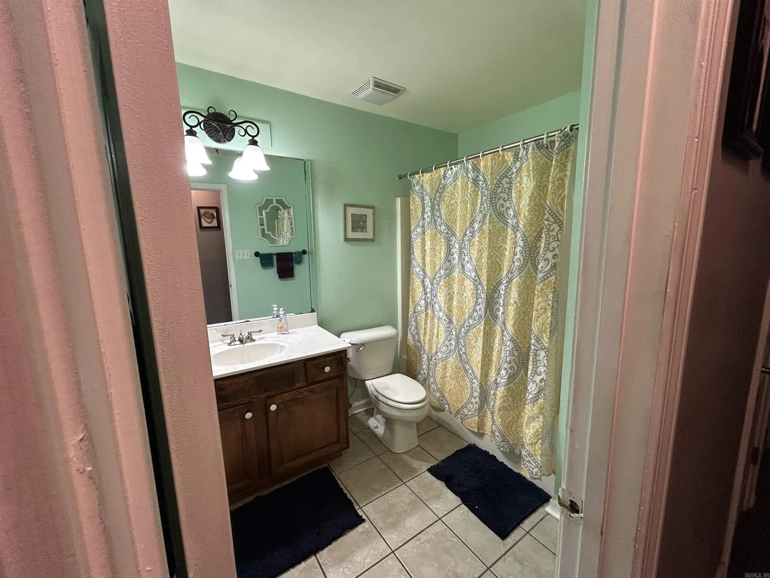Property at 2502  Alicia ct - Image 10