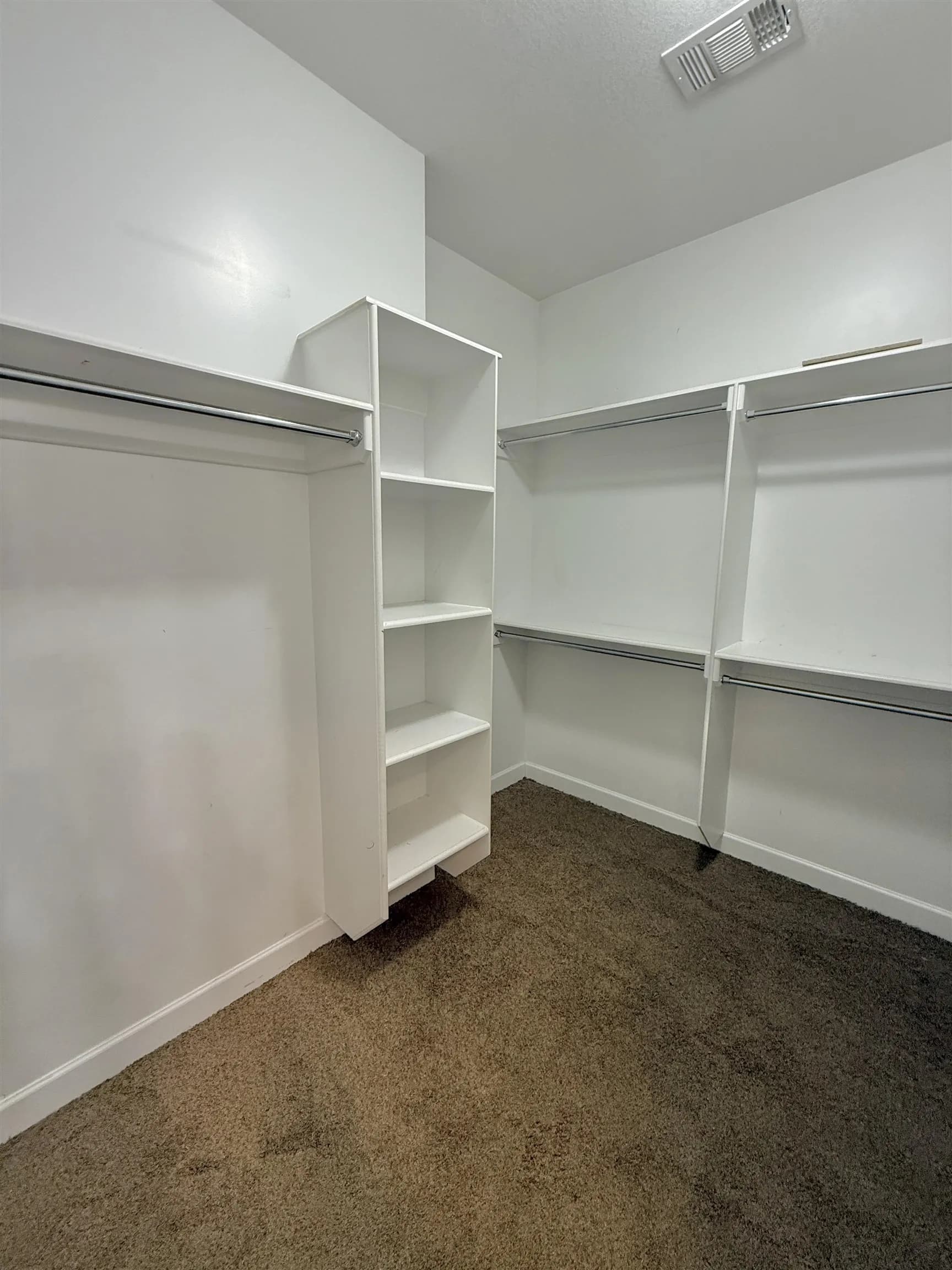 Property at 114  Mallard cove - Image 11