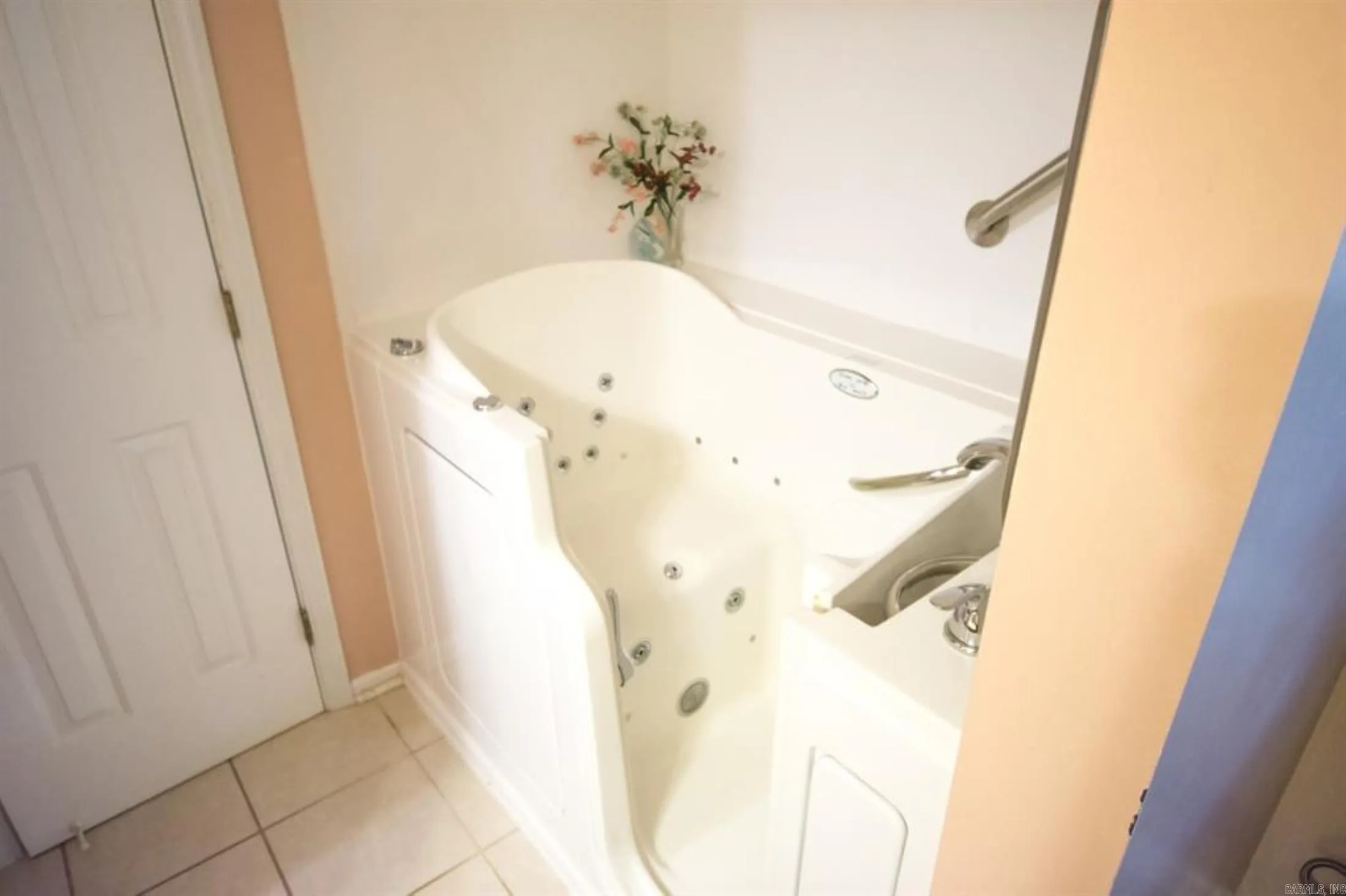 Property at 259  Pine crest - Image 7