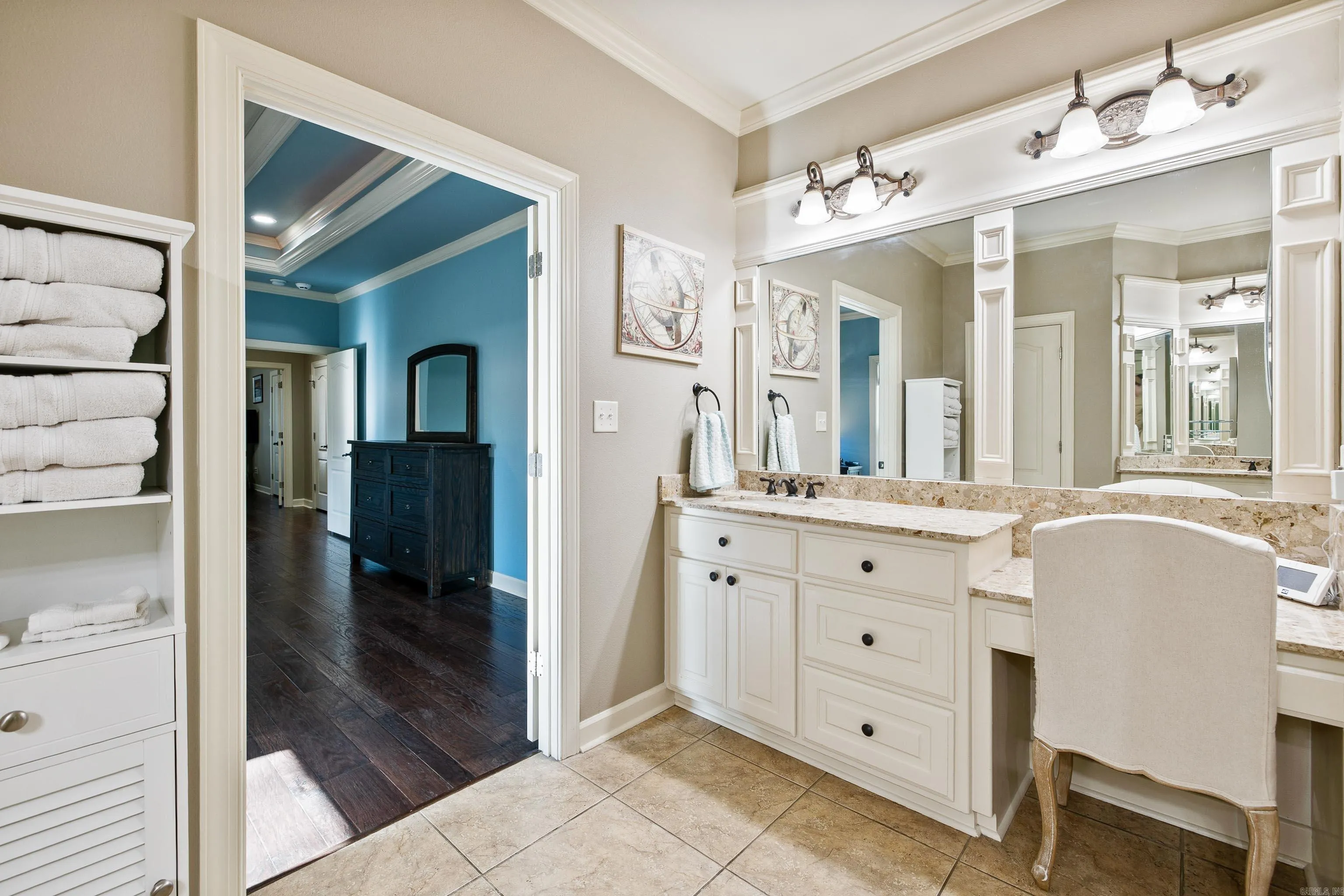 Property at 5410  Lexington - Image 26