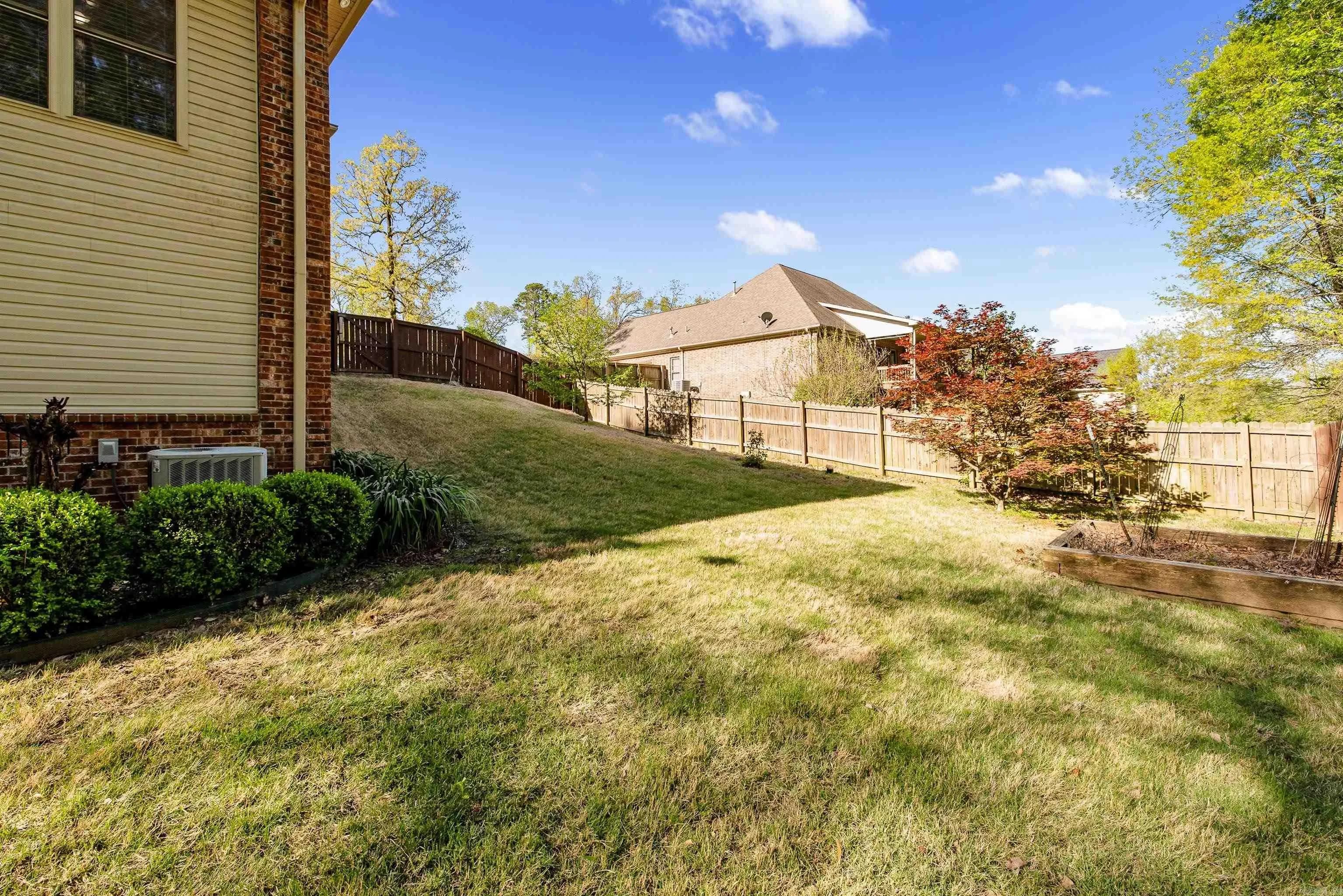 Property at 5410  Lexington - Image 45