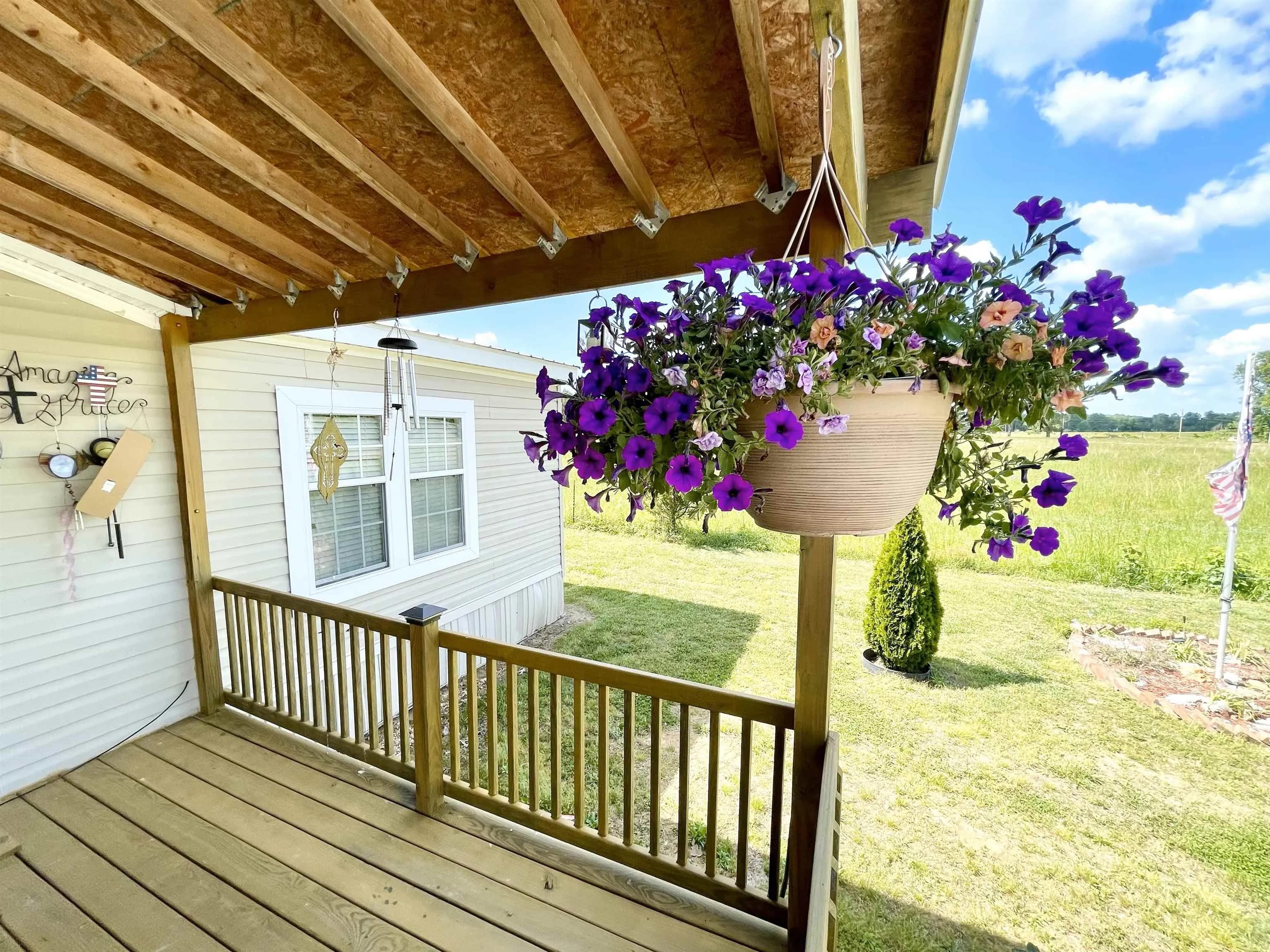 Property at 806  Autumnwood - Image 21
