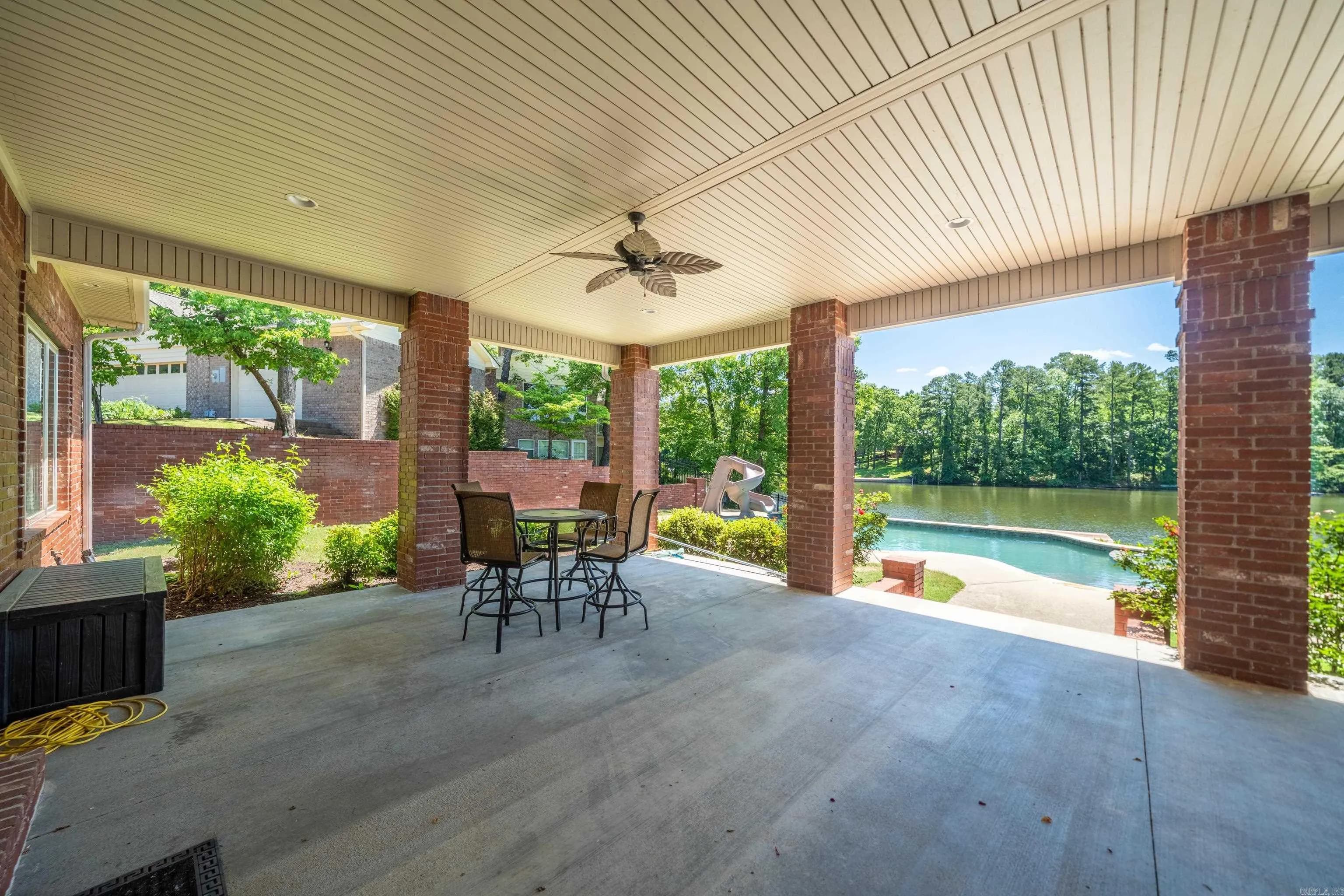 Property at 20  Stonegate - Image 11
