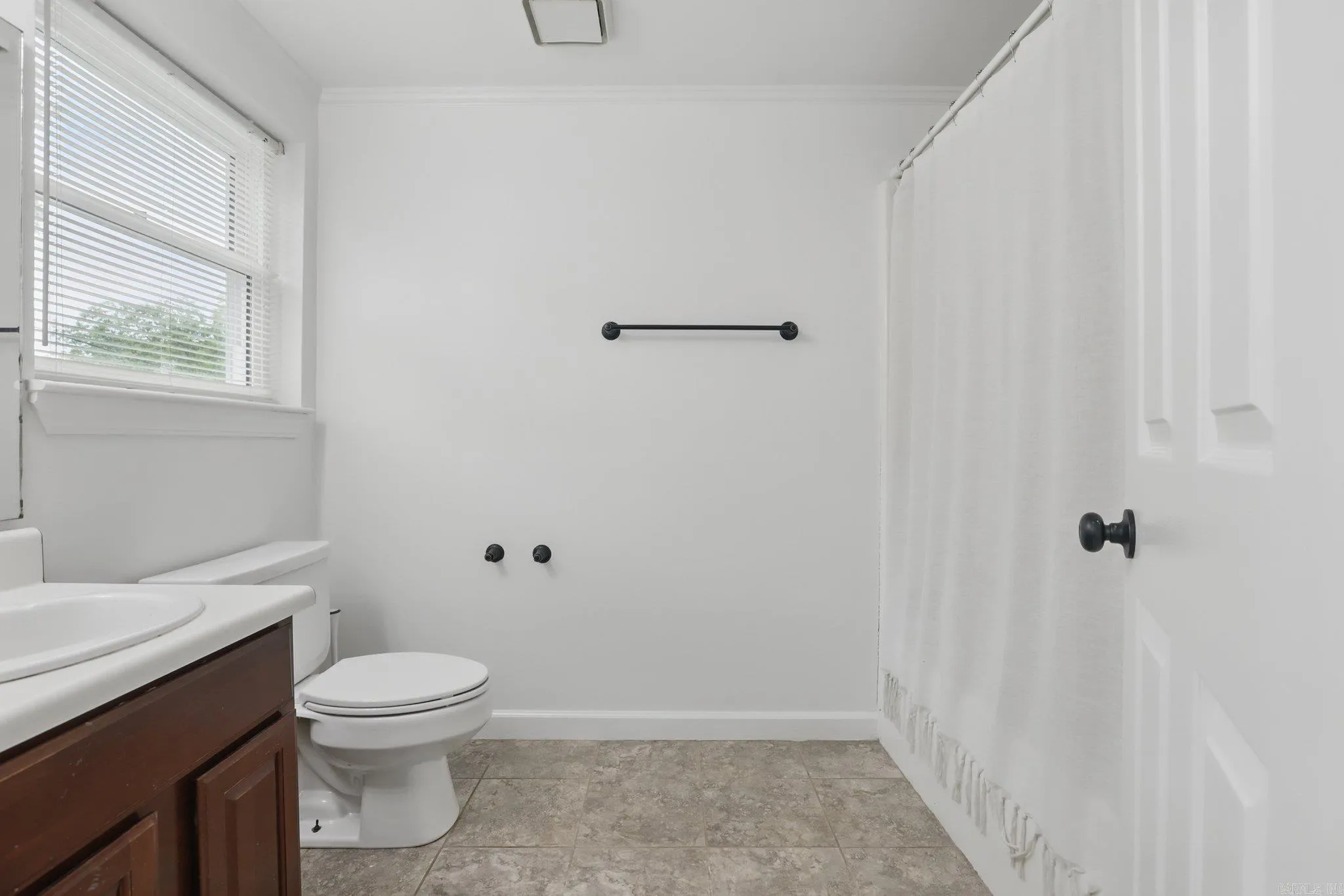 Property at 4911  B - Image 24