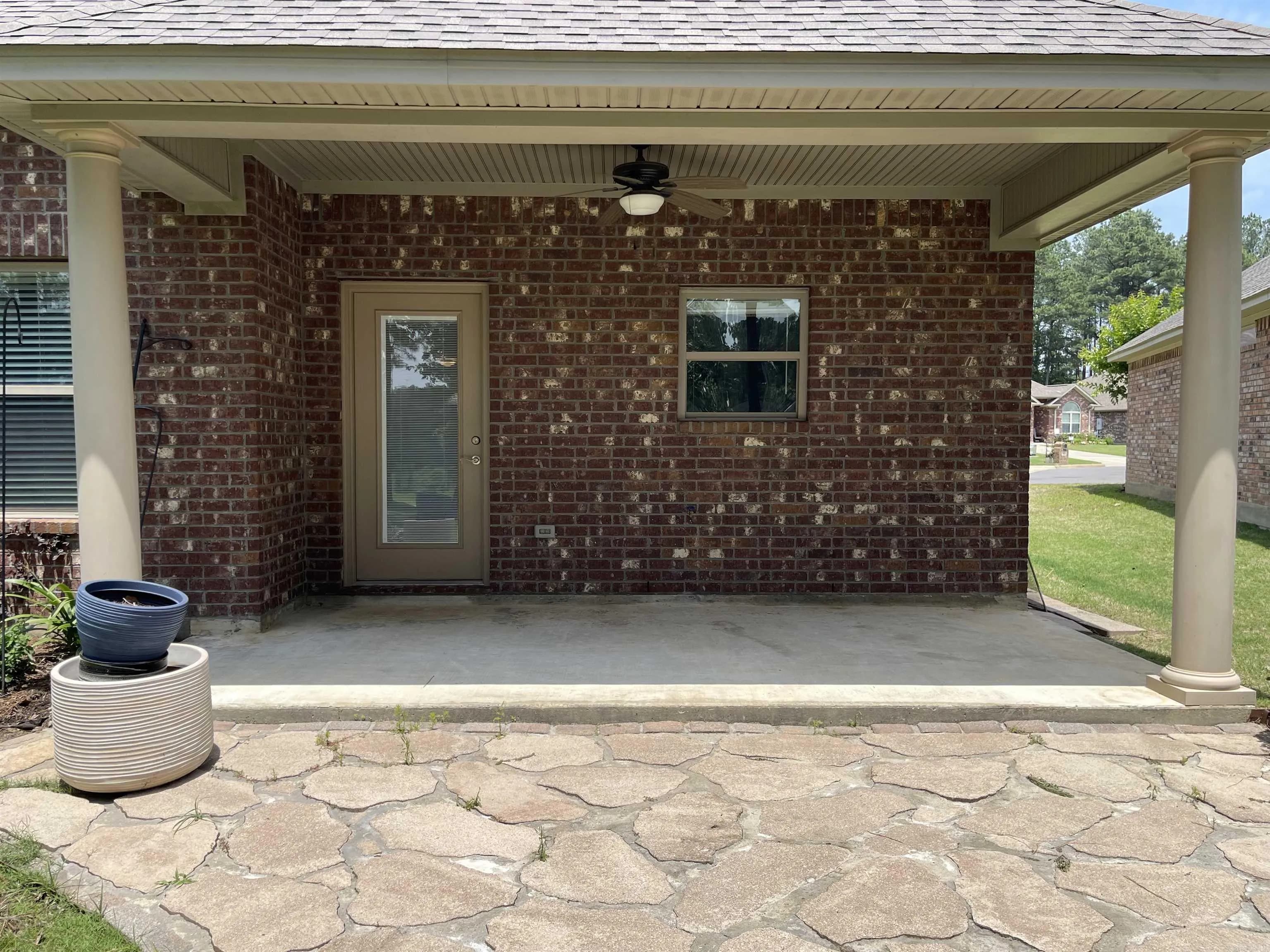 Property at 166  Waverly - Image 23