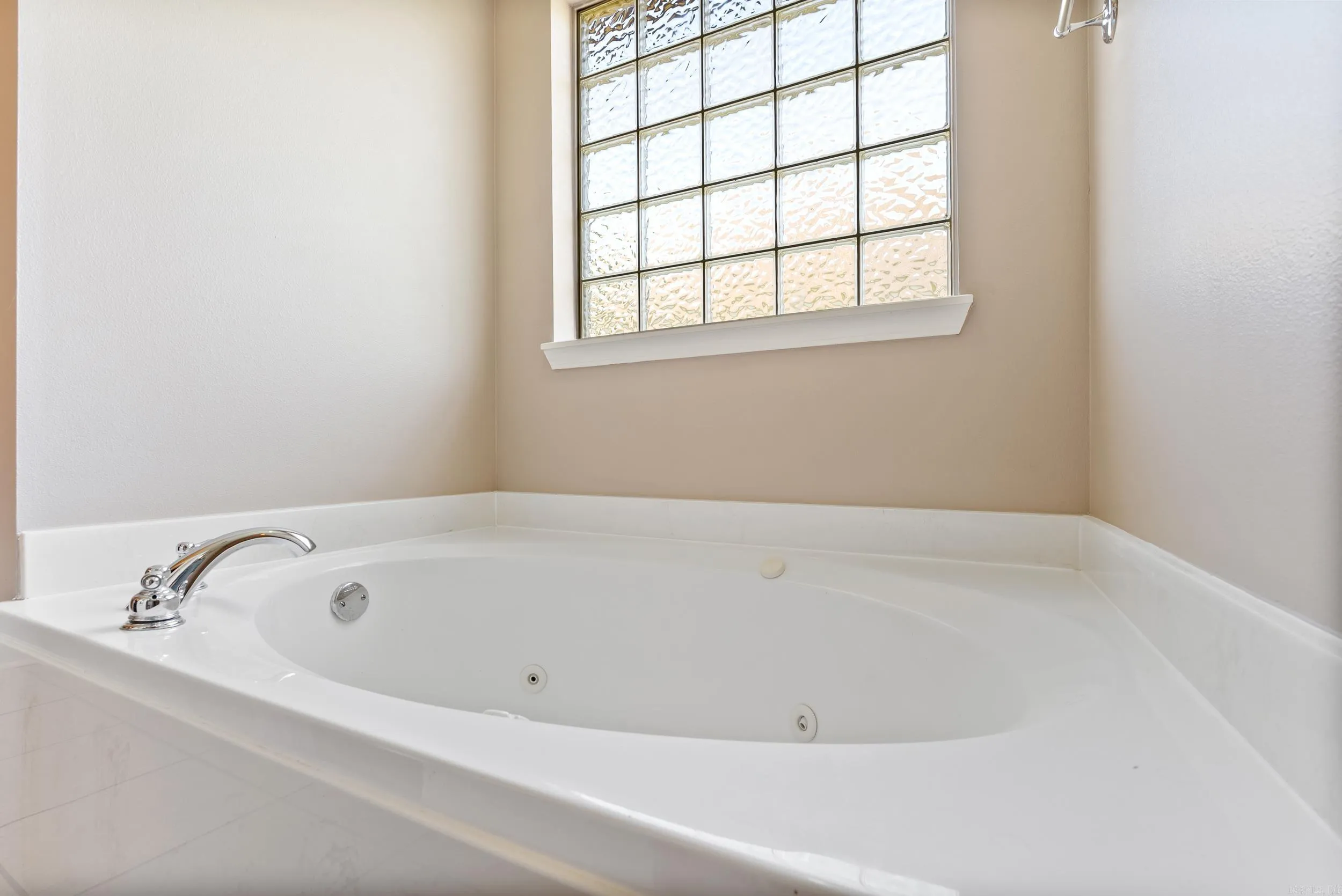 Property at 3015  Longmeadow drive - Image 23