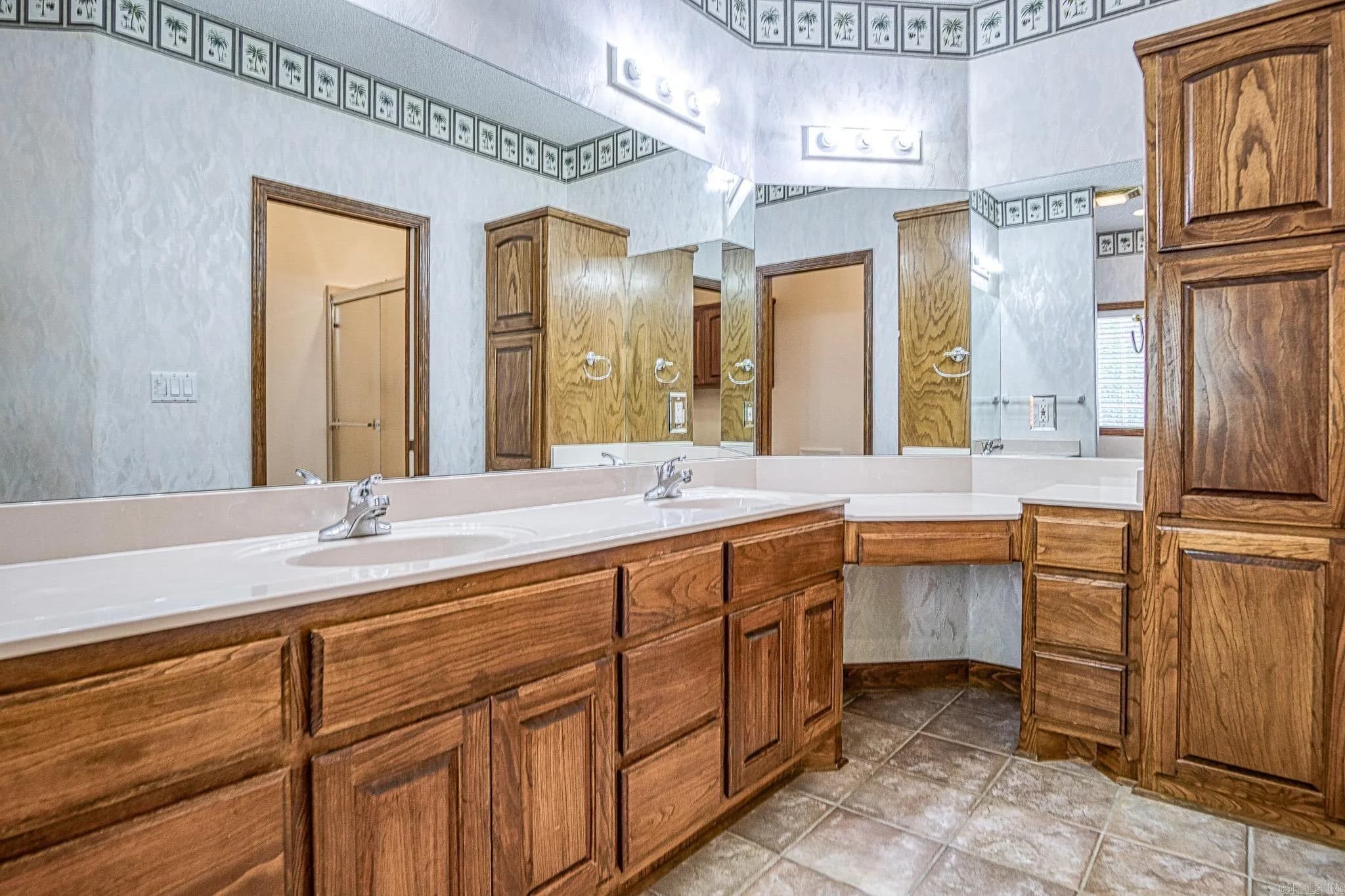 Property at 16  Zutano lane - Image 21