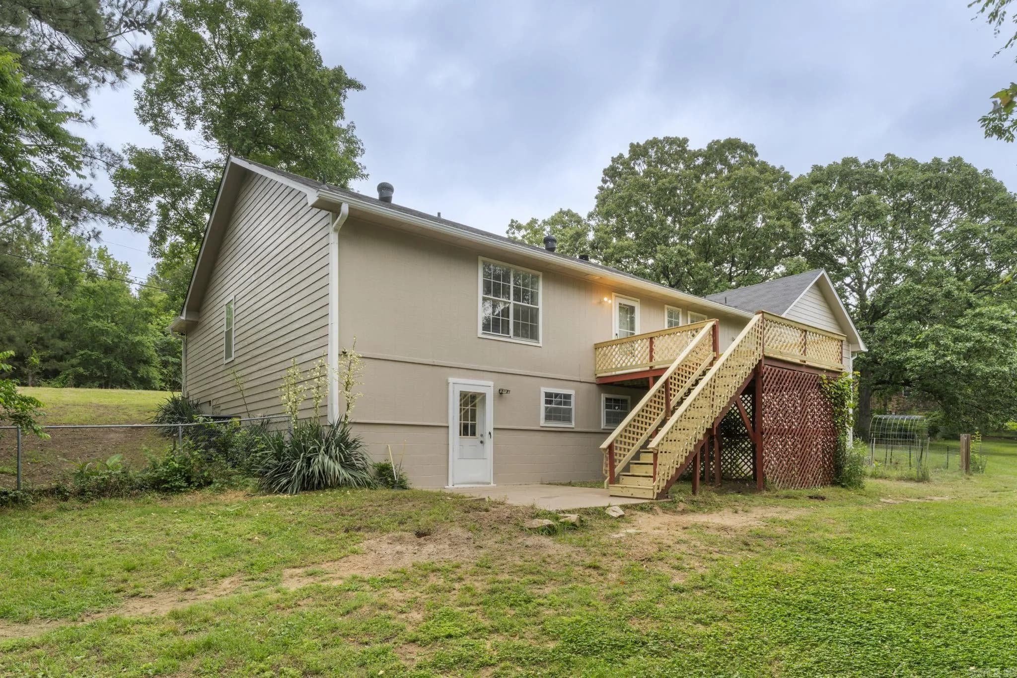 Property at 23 S Summit - Image 30
