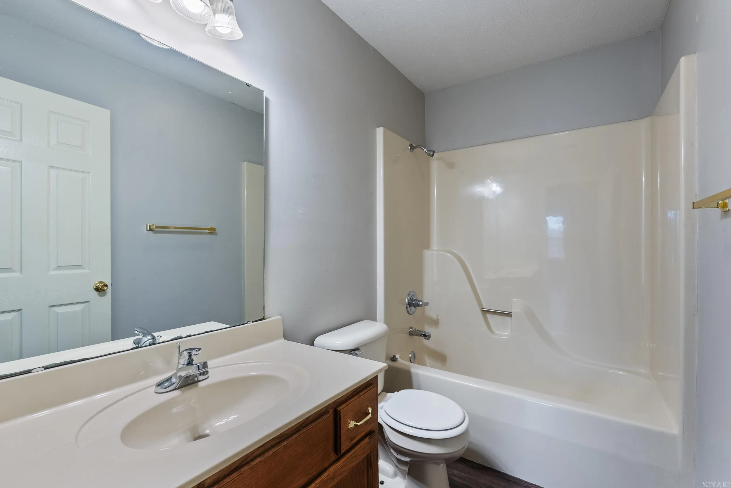 Property at 1770  Longfellow - Image 13