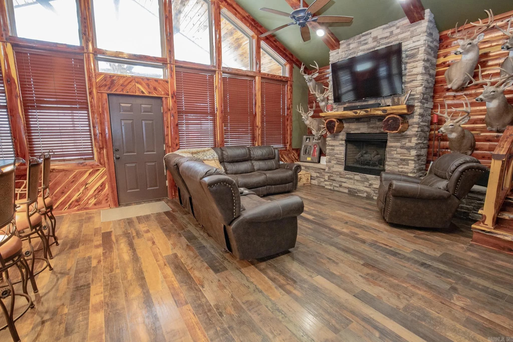 Property at 2095 S Evans - Image 9