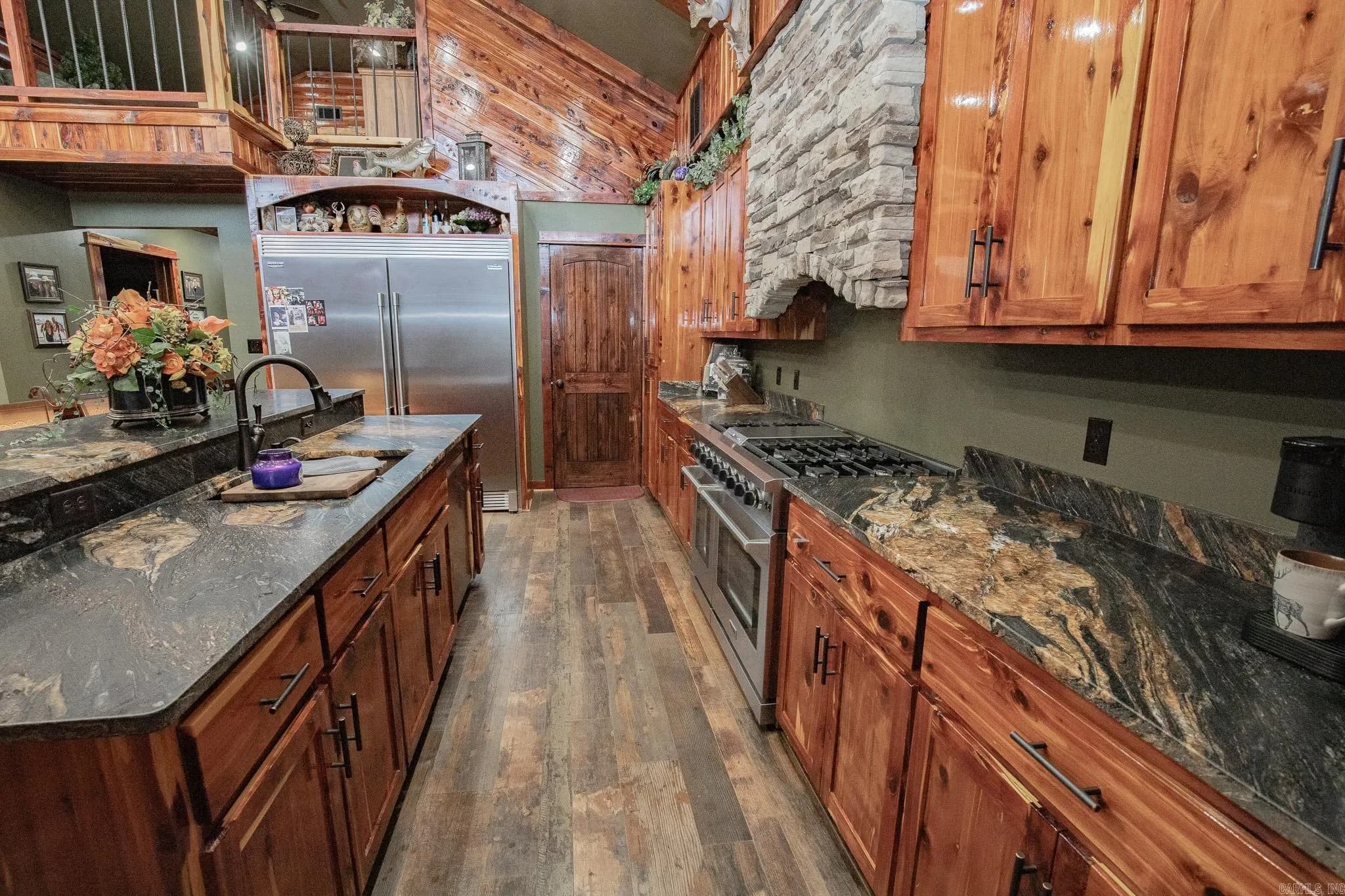 Property at 2095 S Evans - Image 14