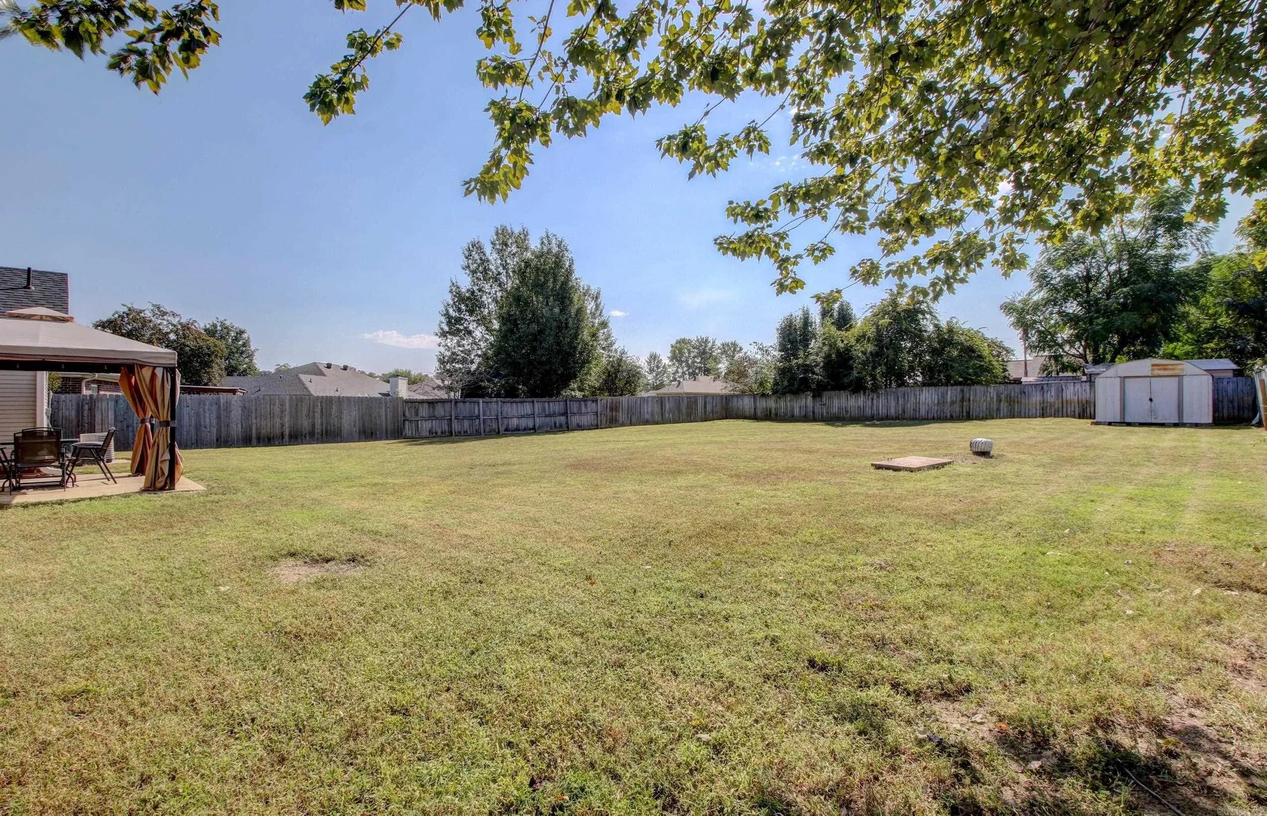 Property at 13  Applewood cir - Image 25