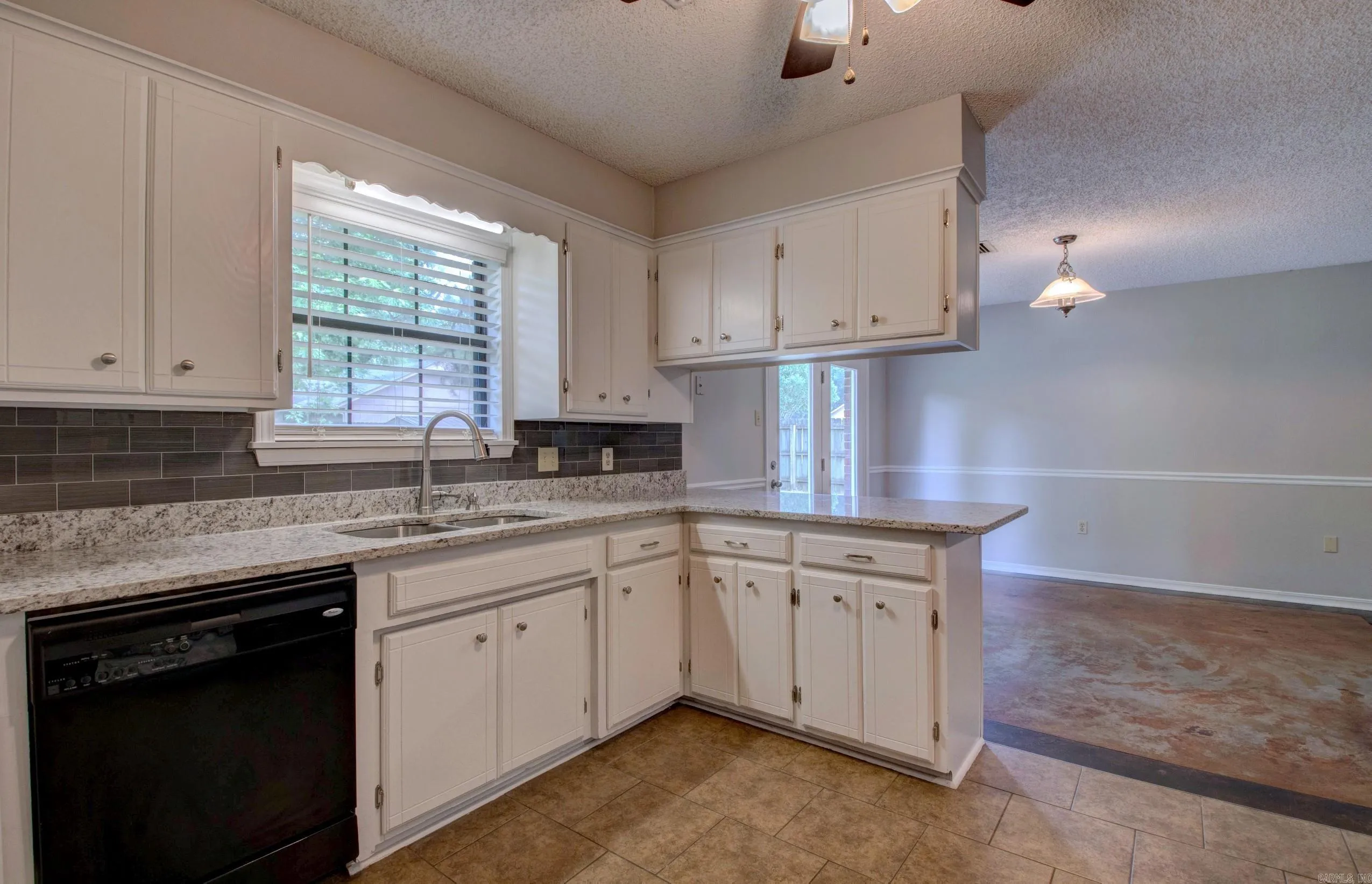 Property at 2812  Bruce - Image 18