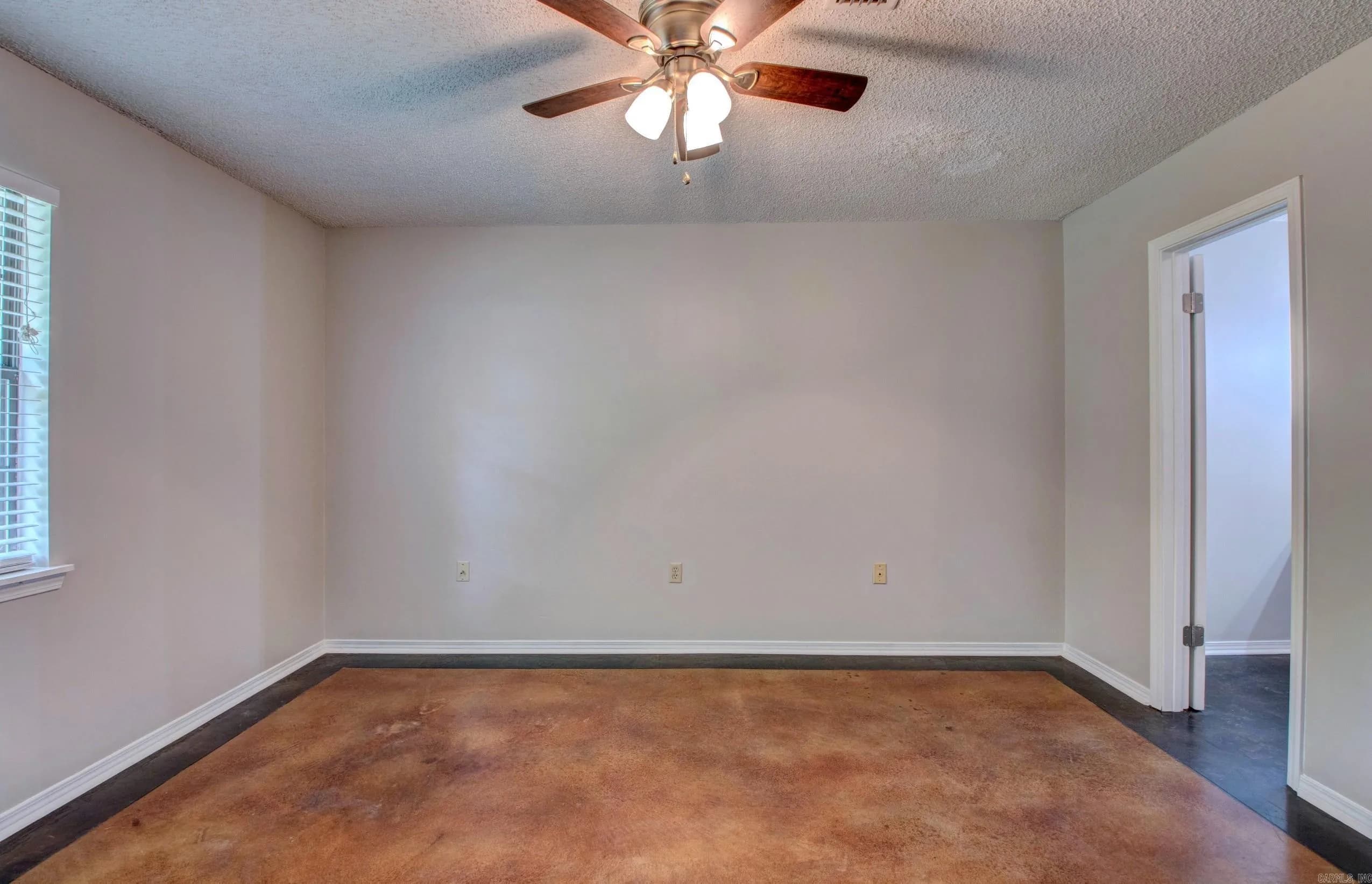 Property at 2812  Bruce - Image 37