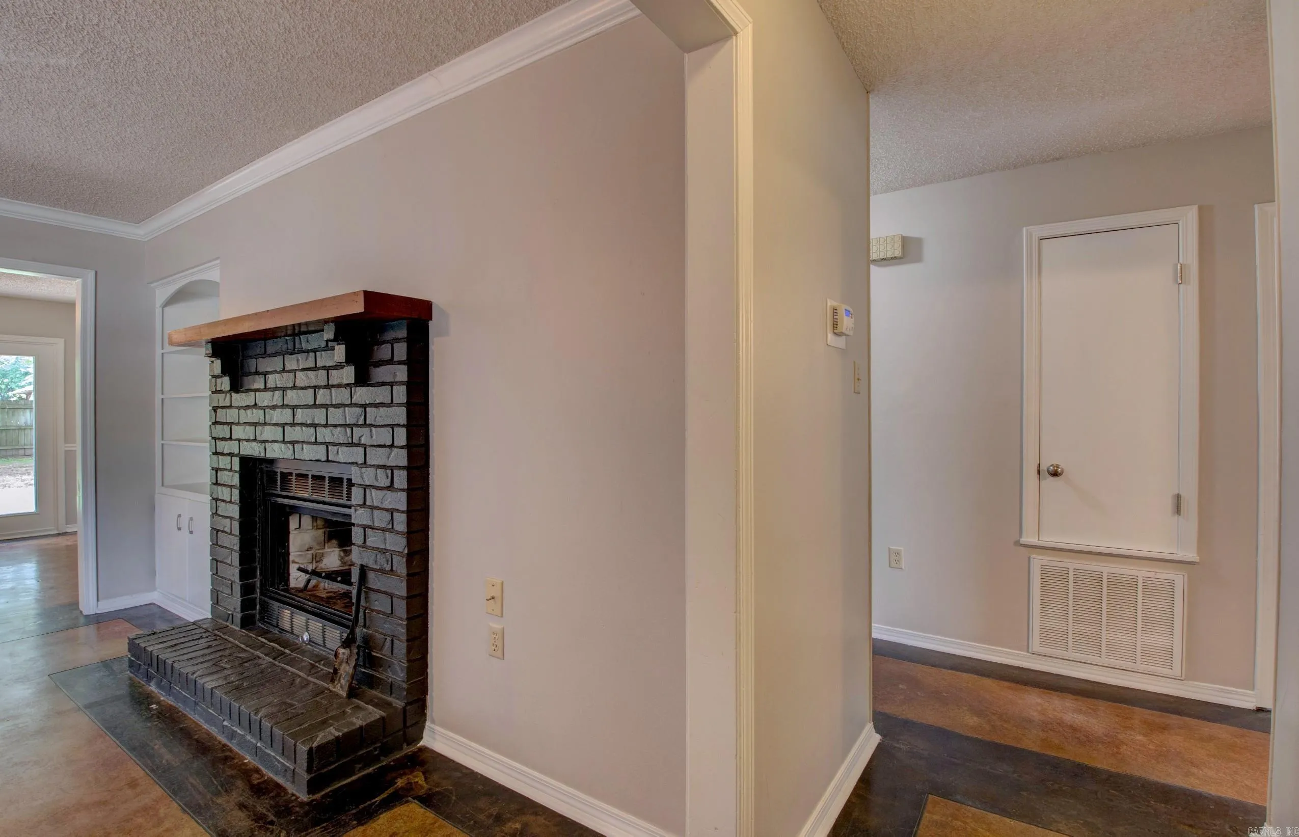 Property at 2812  Bruce - Image 5