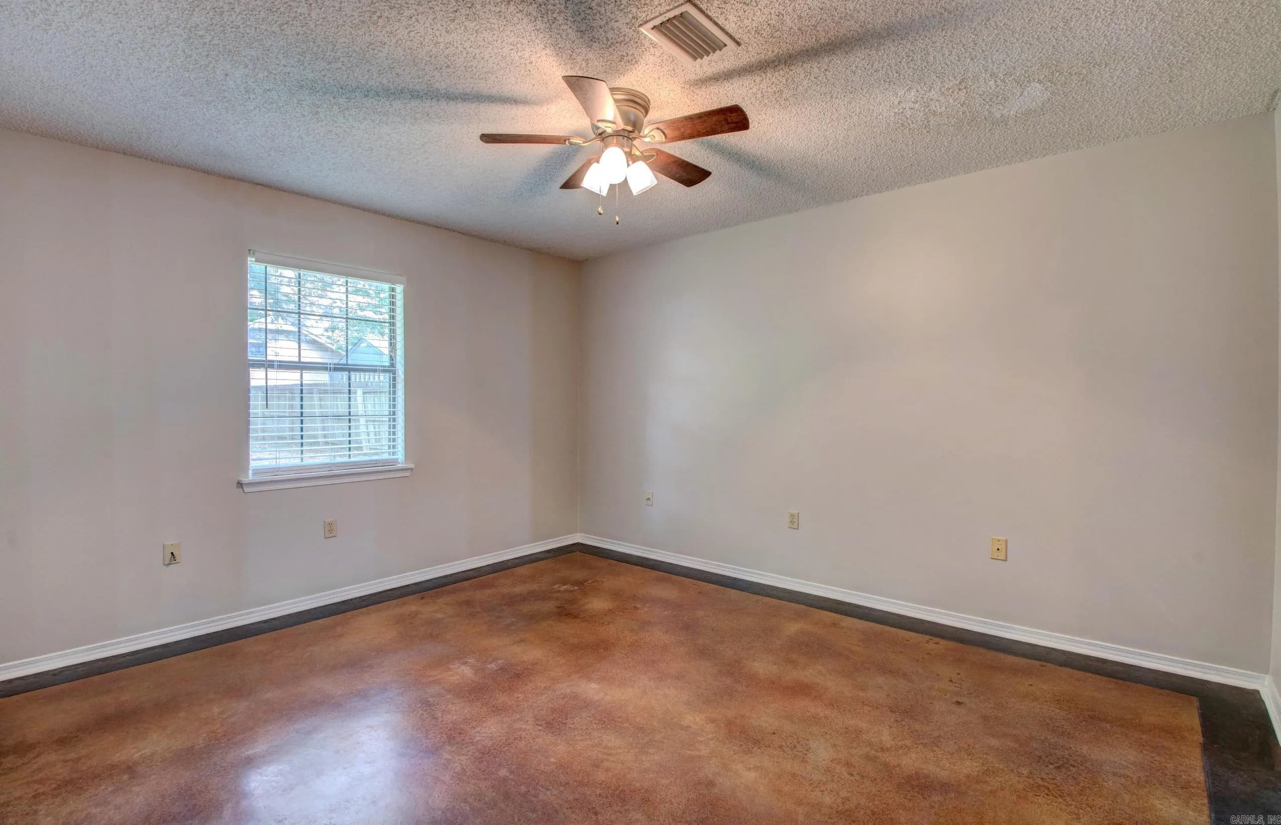 Property at 2812  Bruce - Image 36