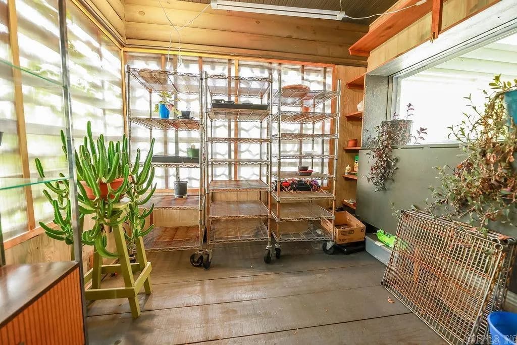Property at 608 E 5th st - Image 3