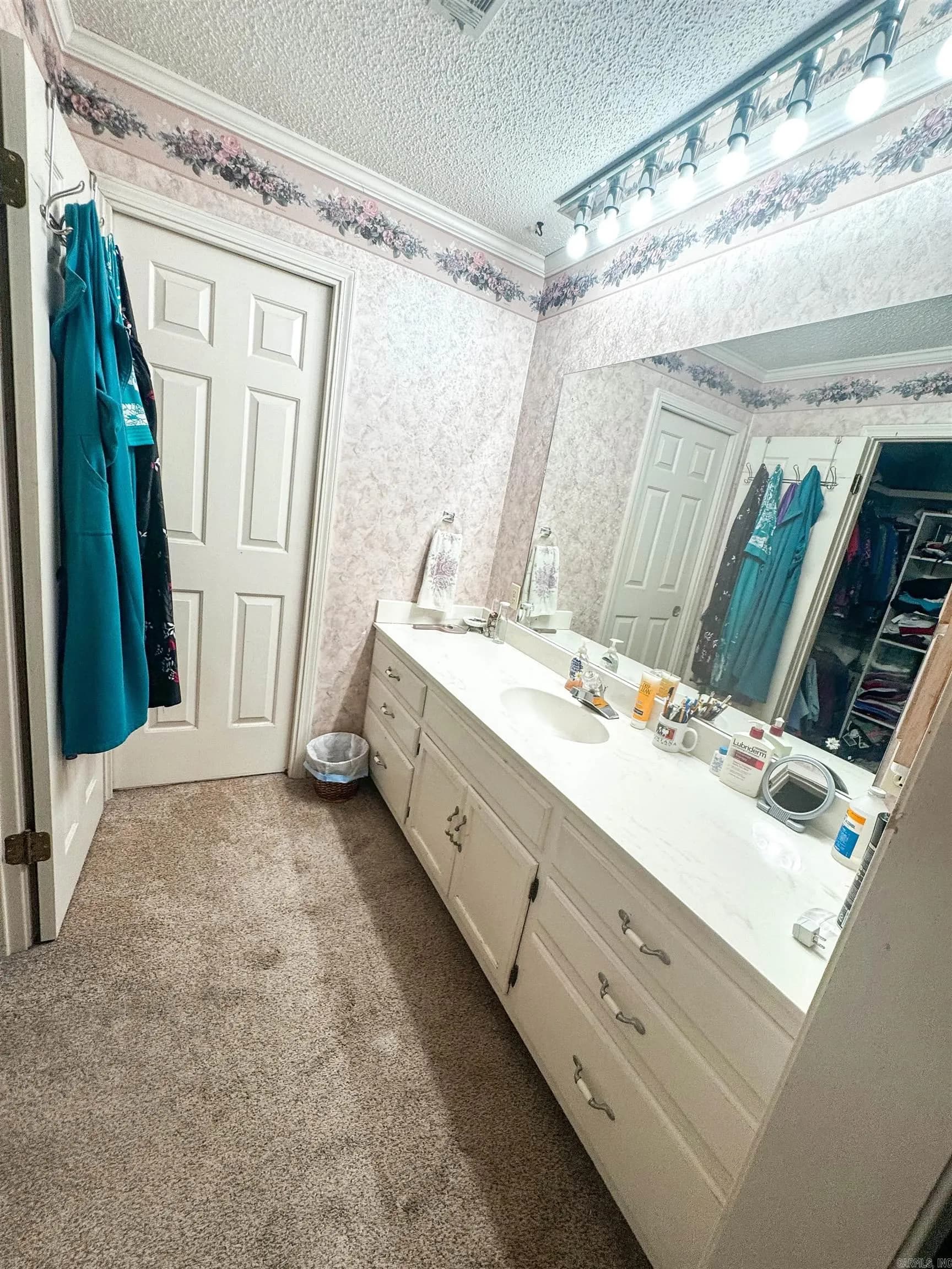 Property at 53  White oak circle - Image 28