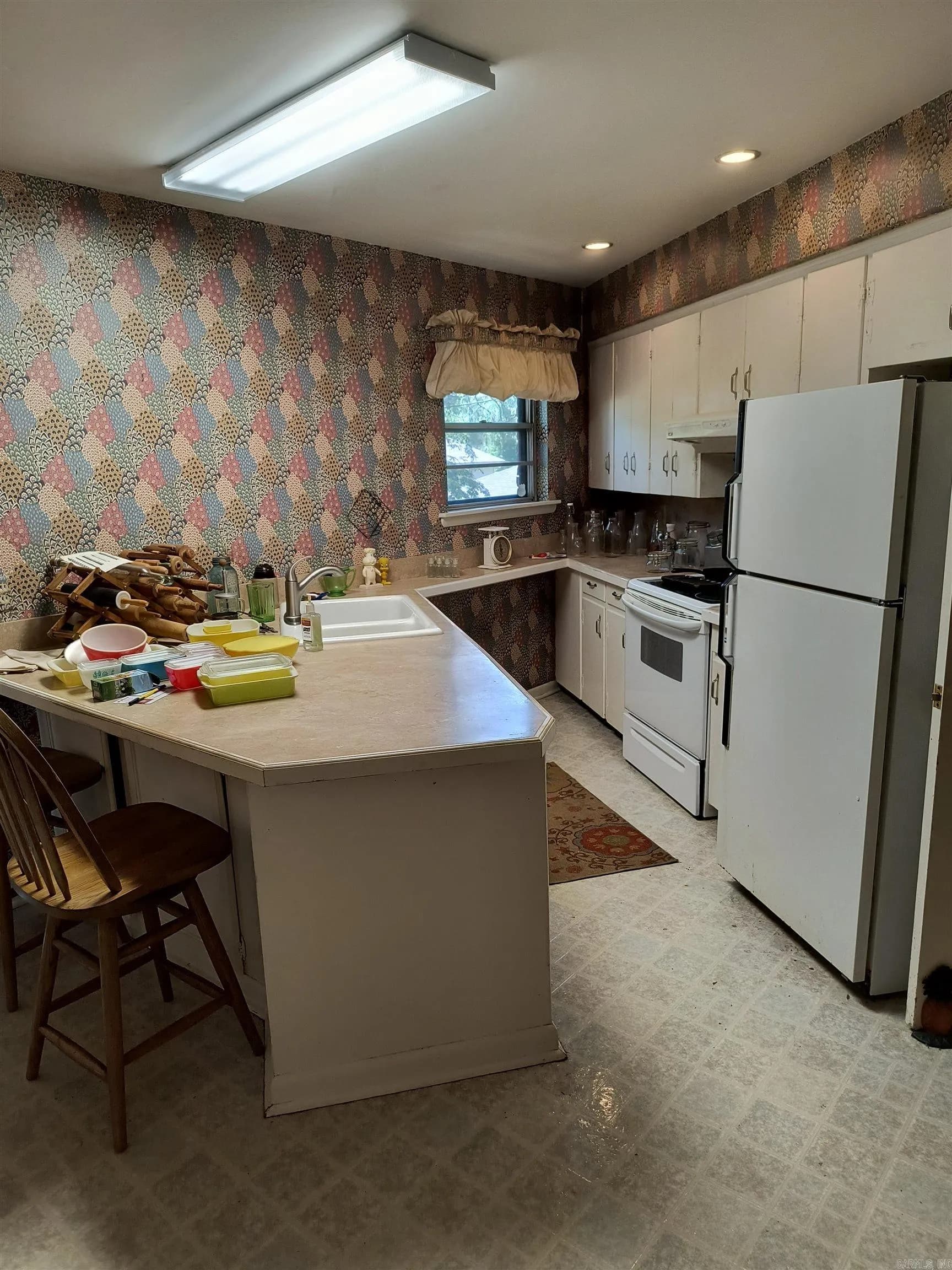 Property at 9607  Temple - Image 16