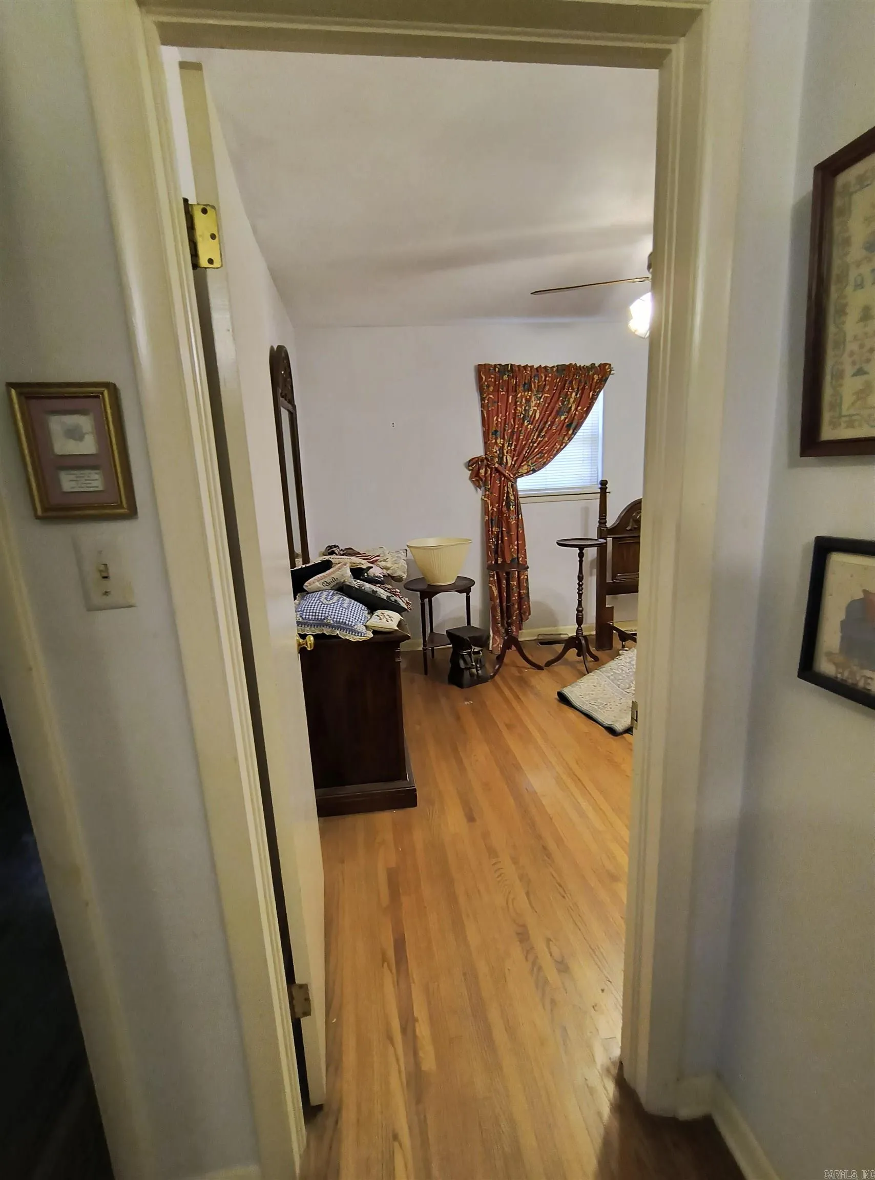 Property at 9607  Temple - Image 25