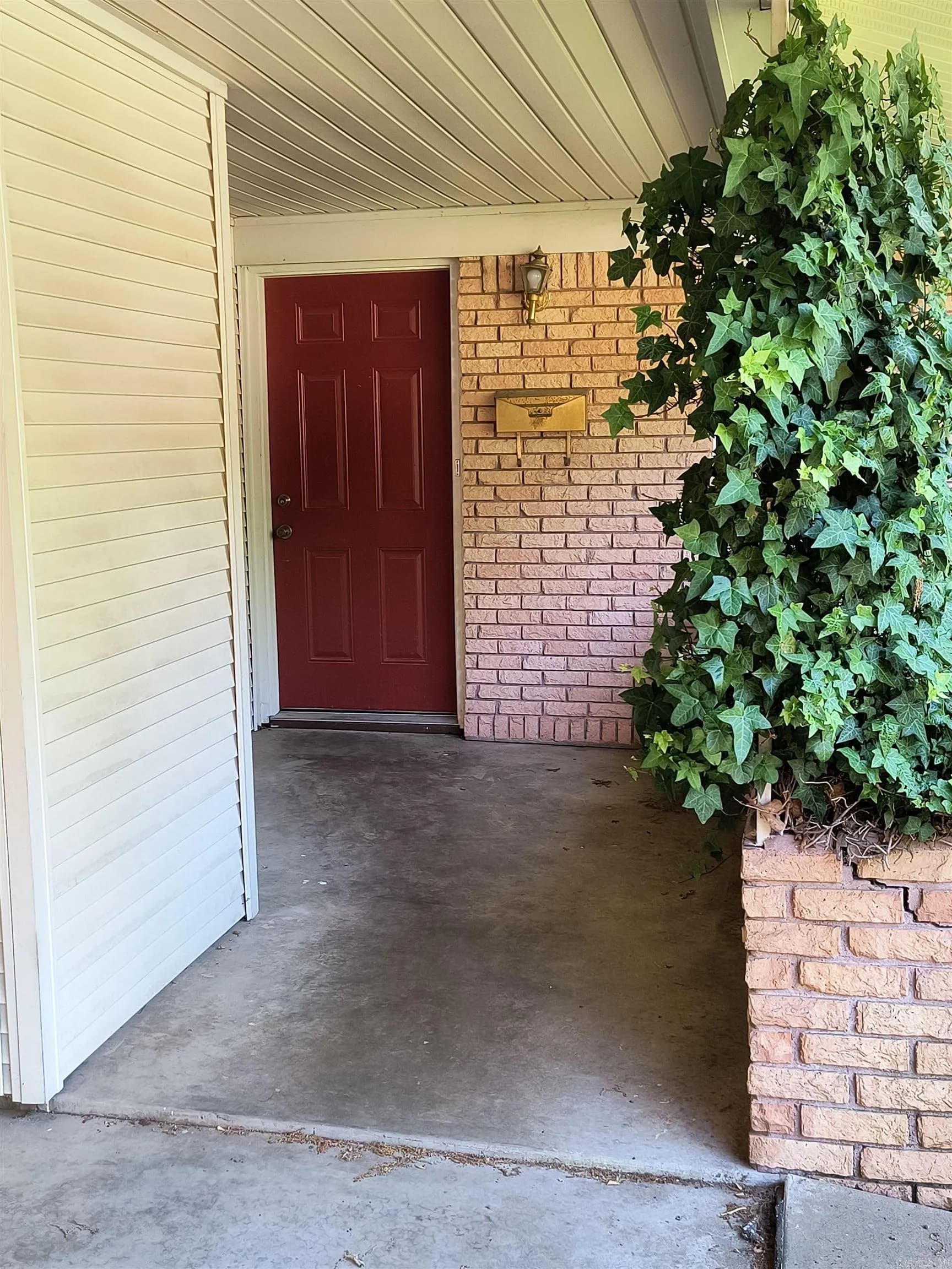 Property at 9607  Temple - Image 7