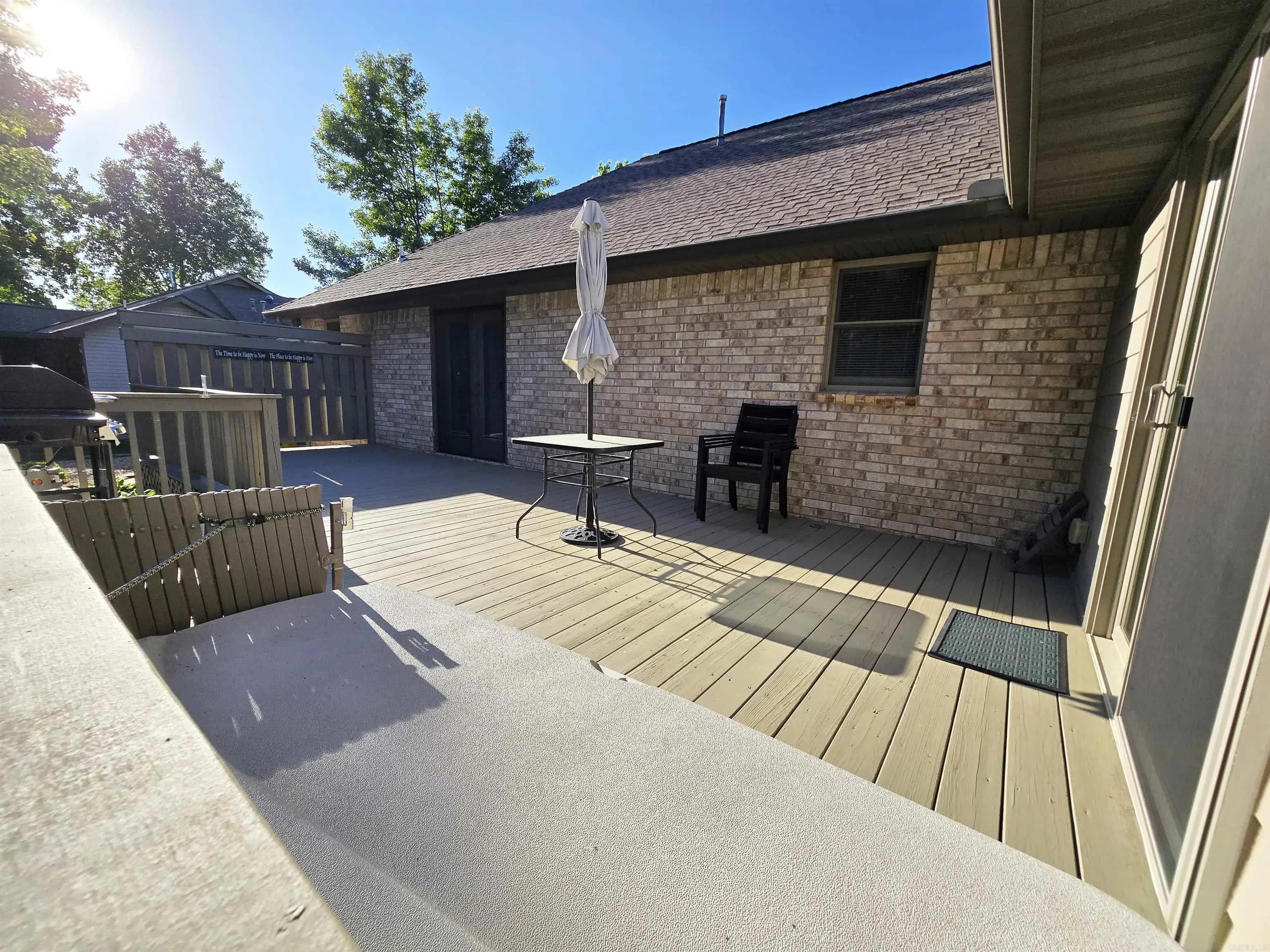 Property at 130  Northpointe drive - Image 46