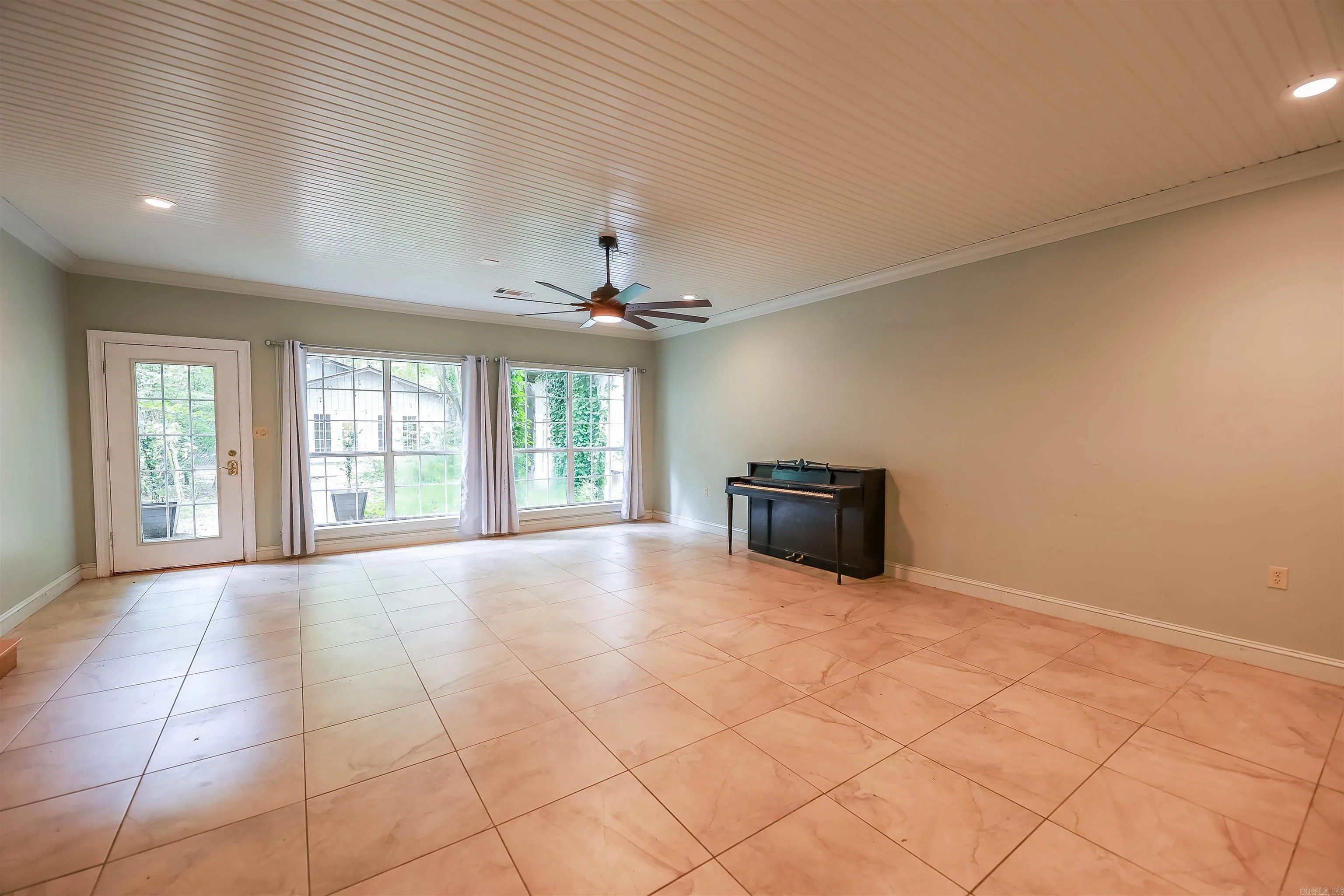 Property at 1335  California ave - Image 7