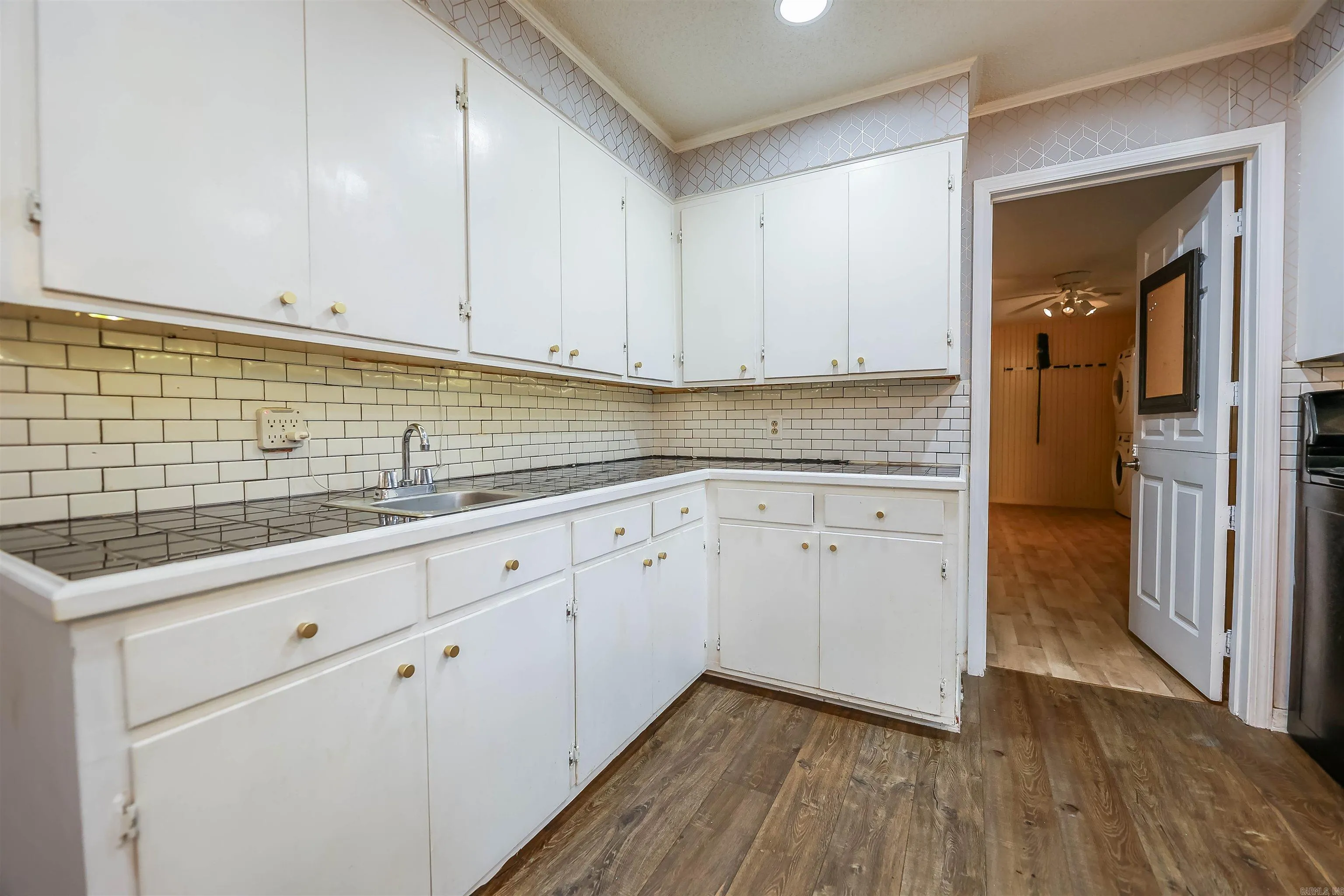 Property at 1335  California ave - Image 11