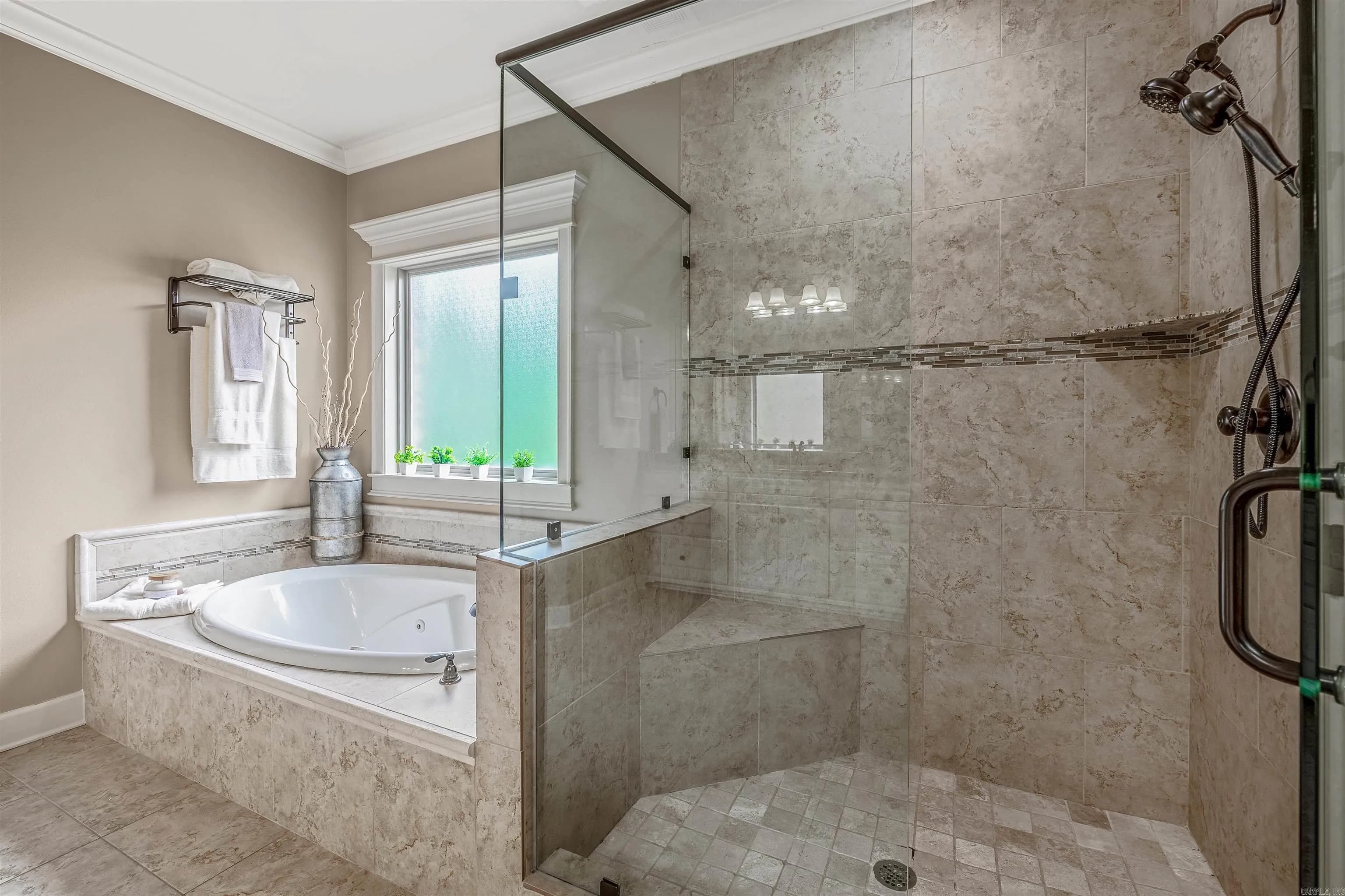 Property at 18  Winthrop pt. - Image 19