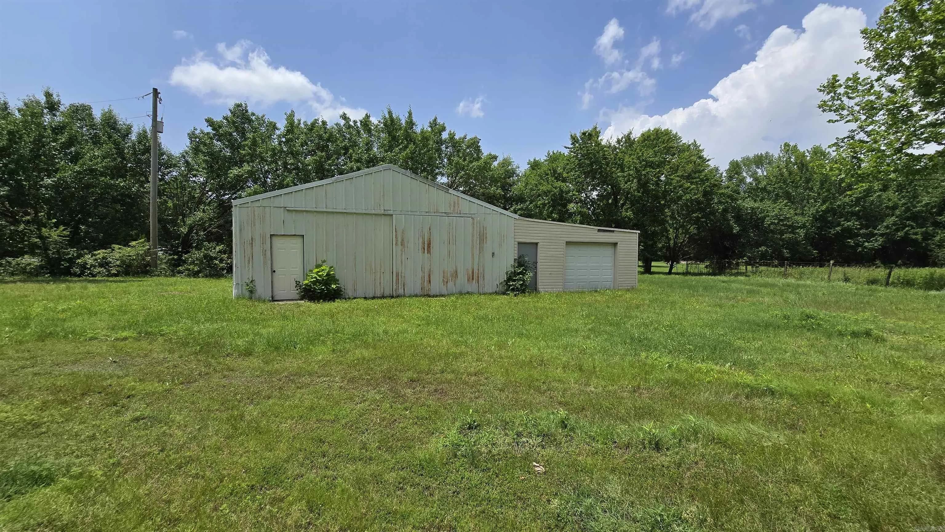 Property at 13512  Peters - Image 29