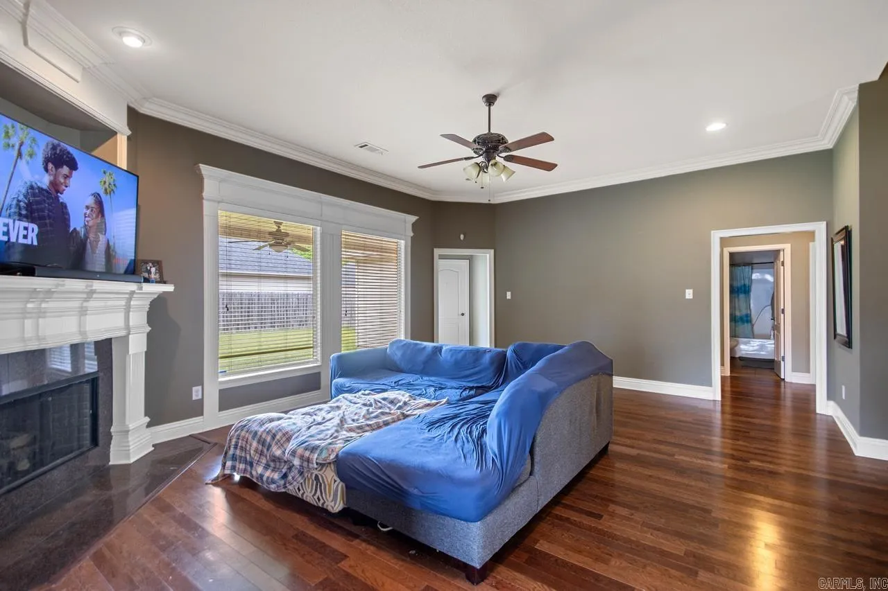Property at 46  Crystalwood - Image 20