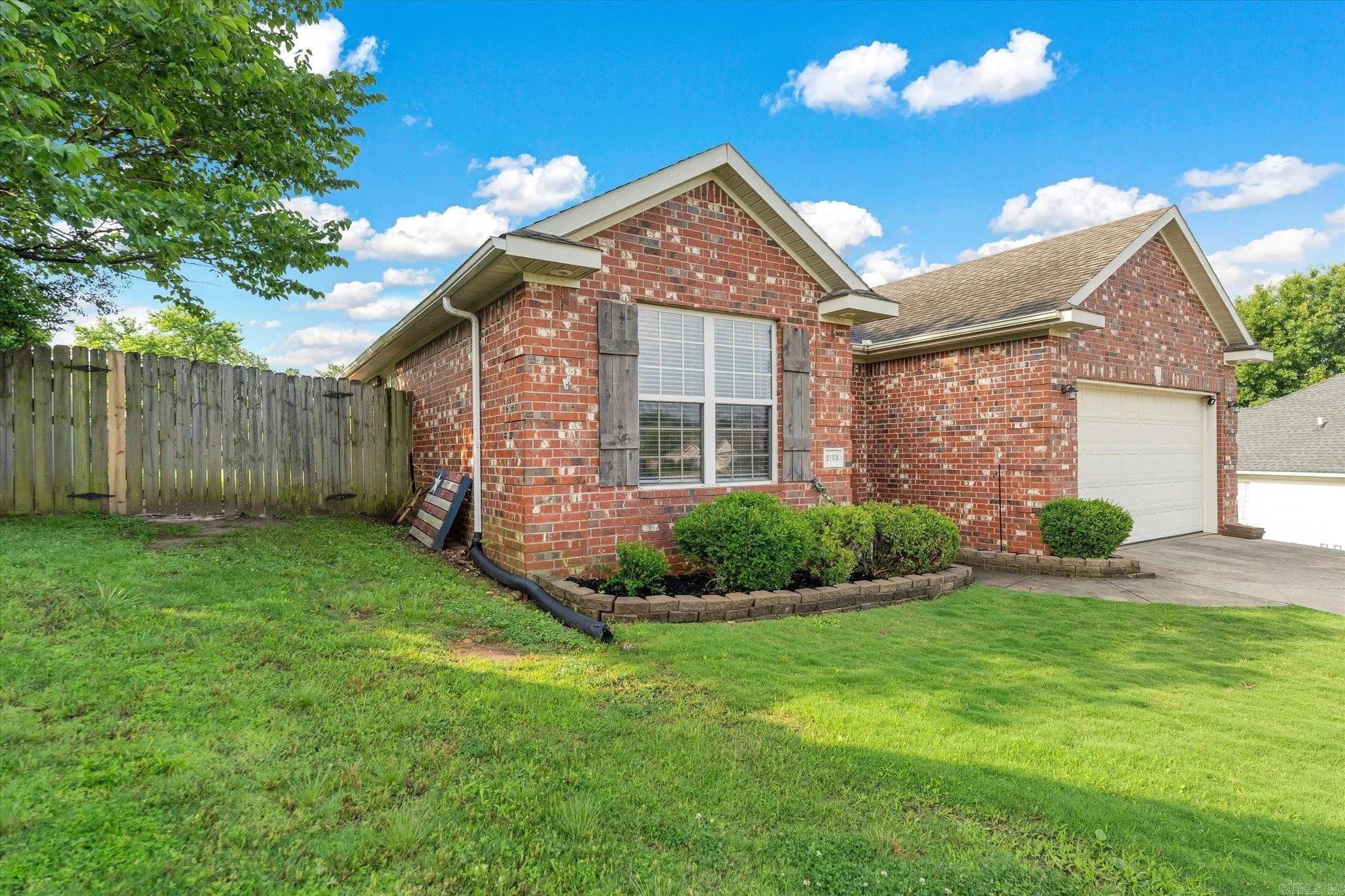 Property at 2105  Quarry - Image 4