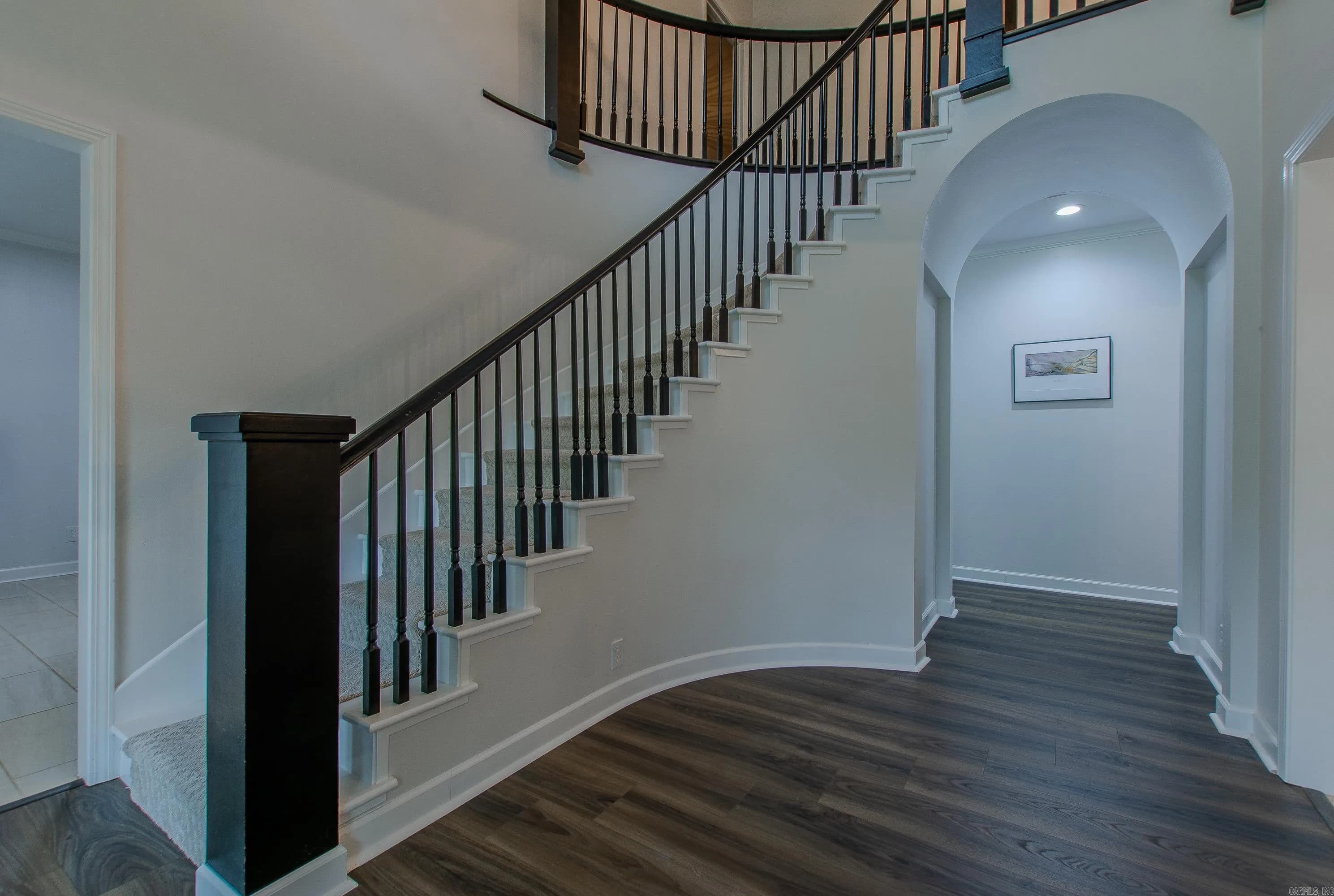 Property at 10  Silverwood court - Image 6