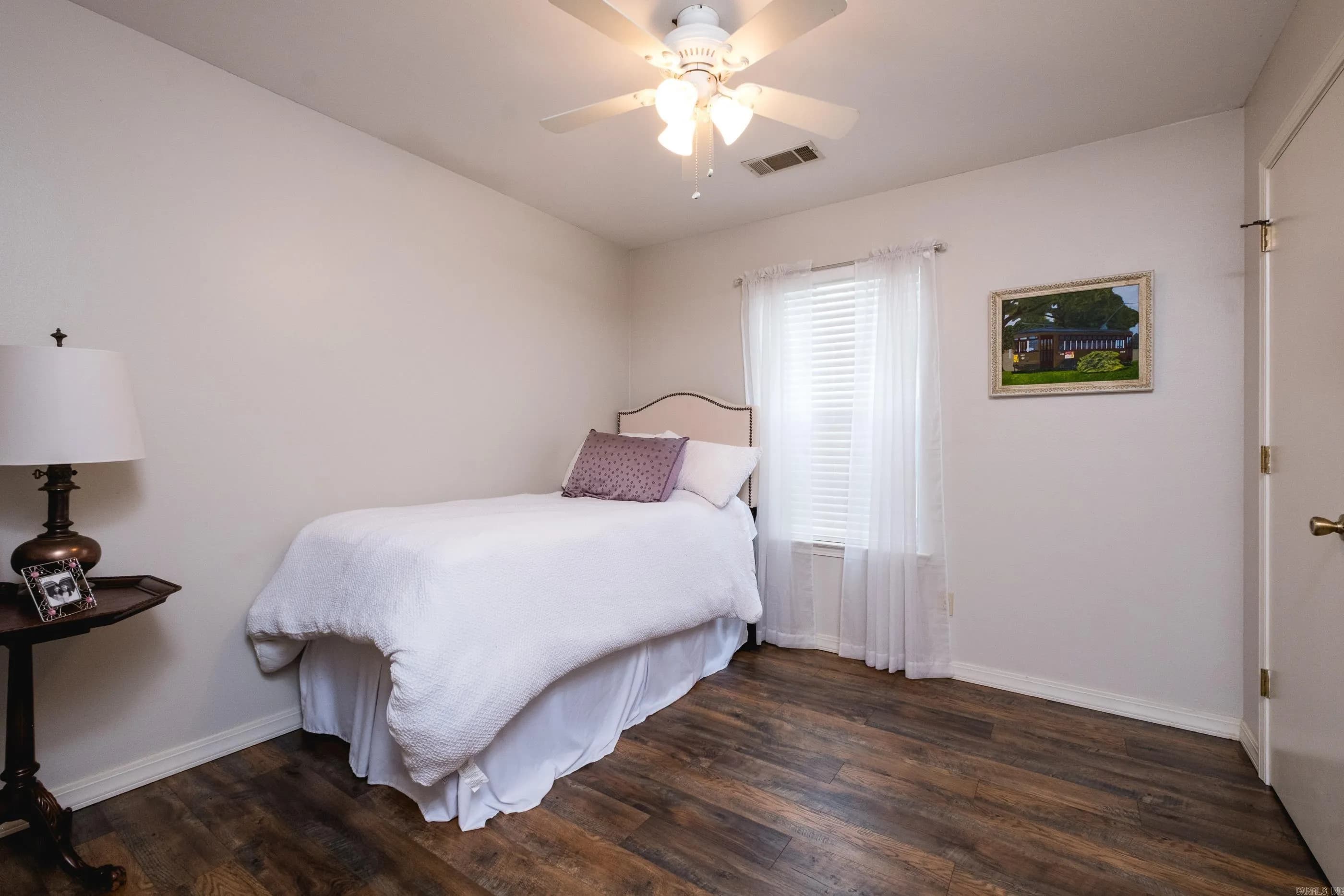 Property at 1520  Calgary - Image 25