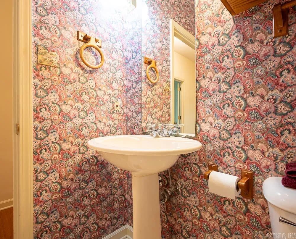 Property at 4  Hunter - Image 39