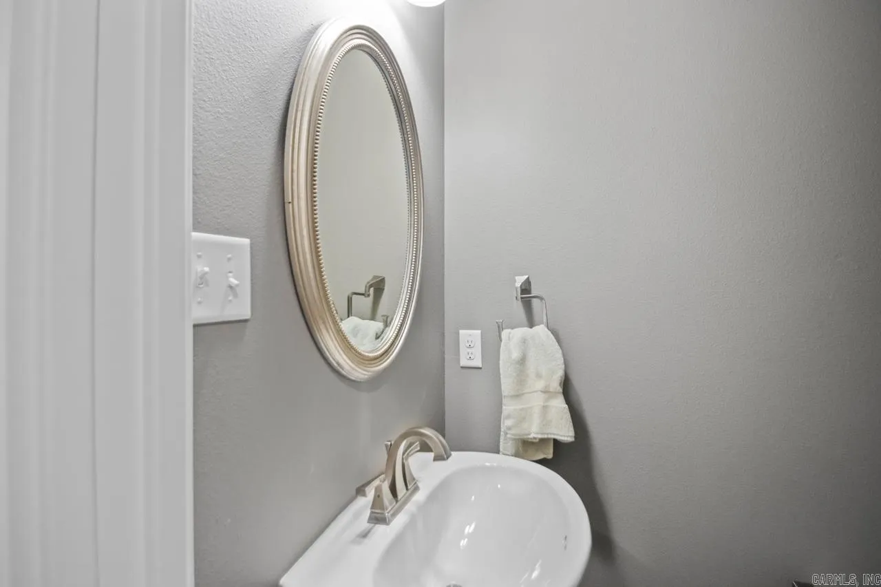 Property at 9021  Naples - Image 26