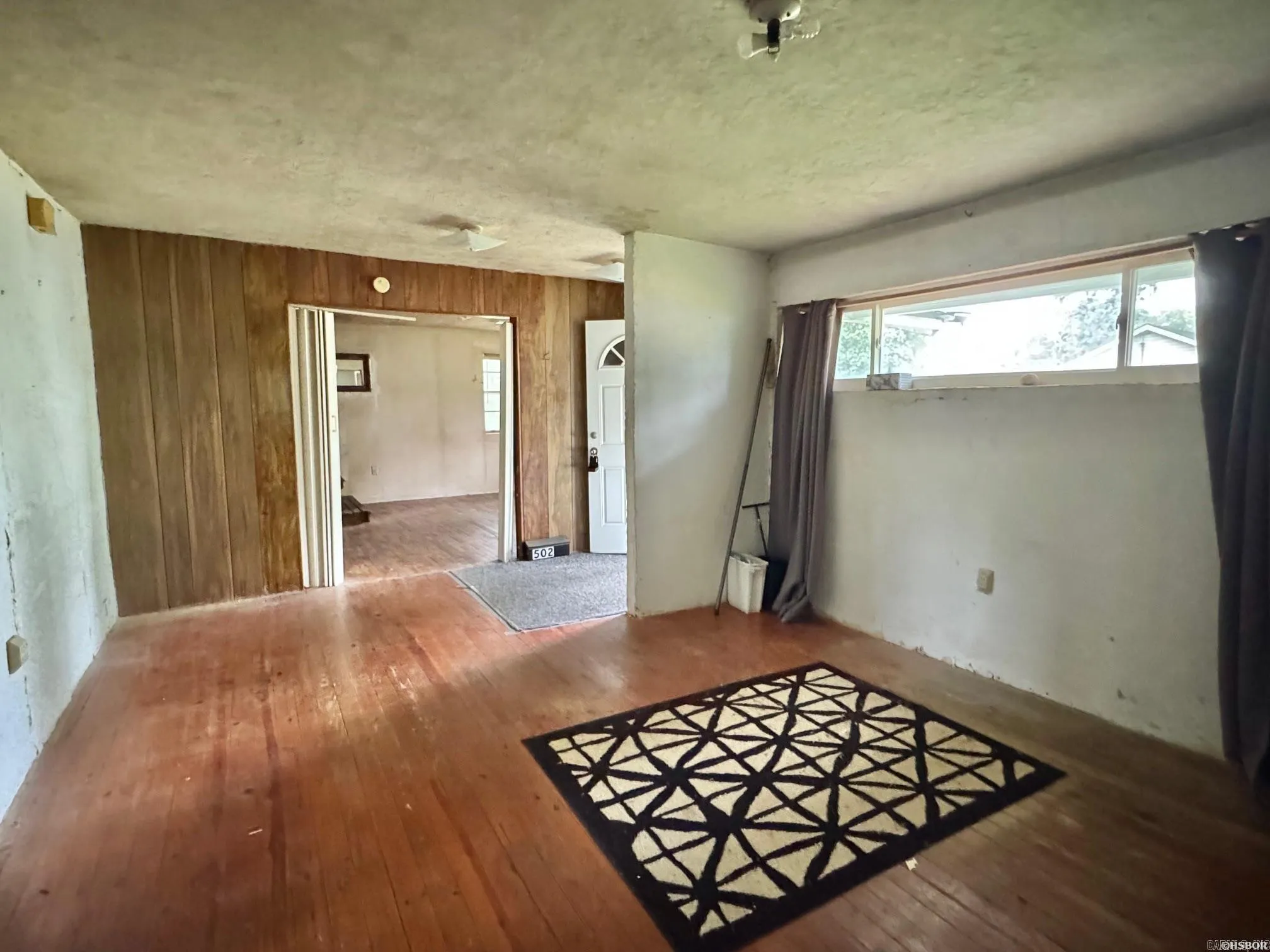 Property at 502  Delaware - Image 6