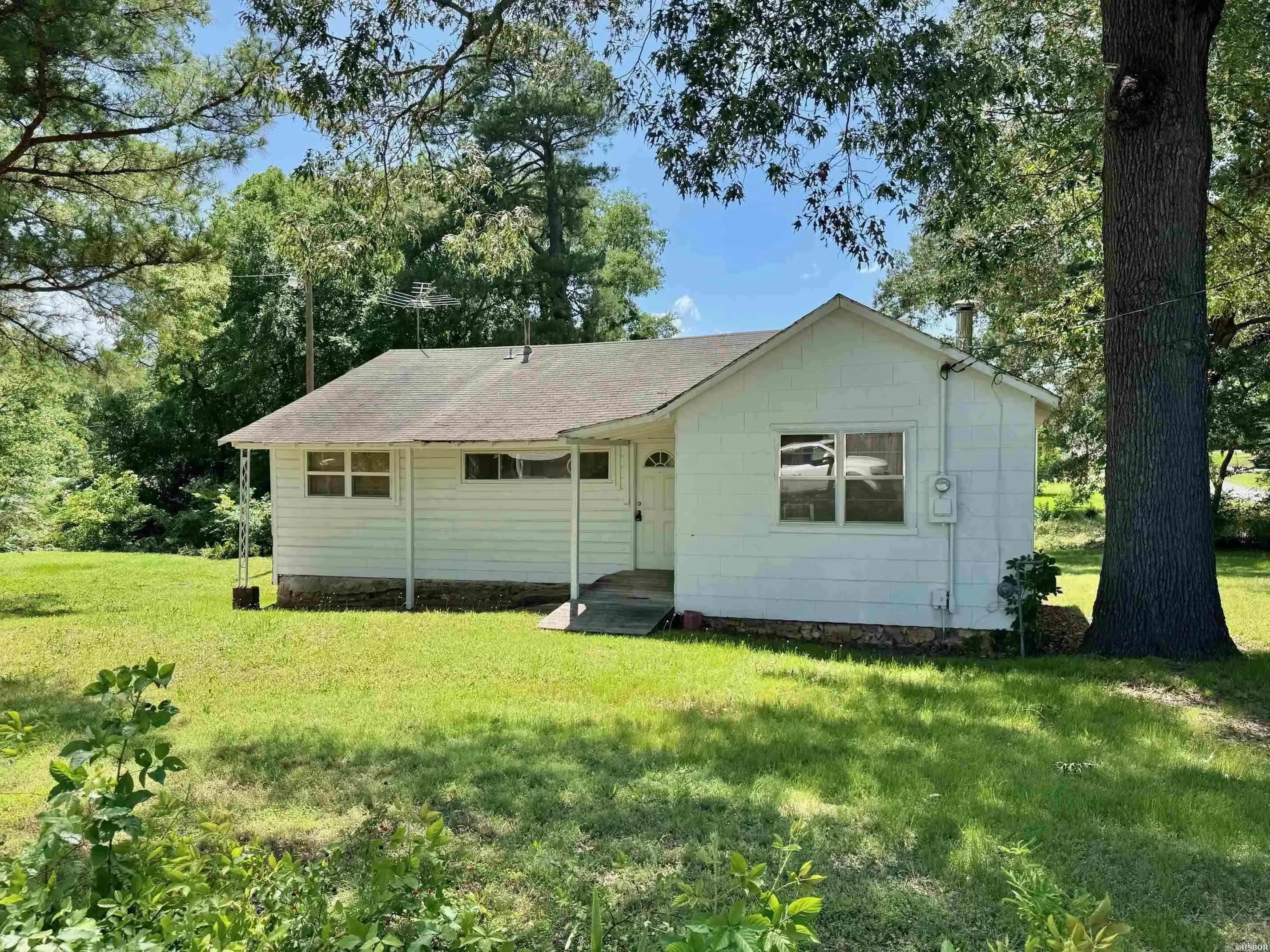 Property at 502  Delaware - Image 1