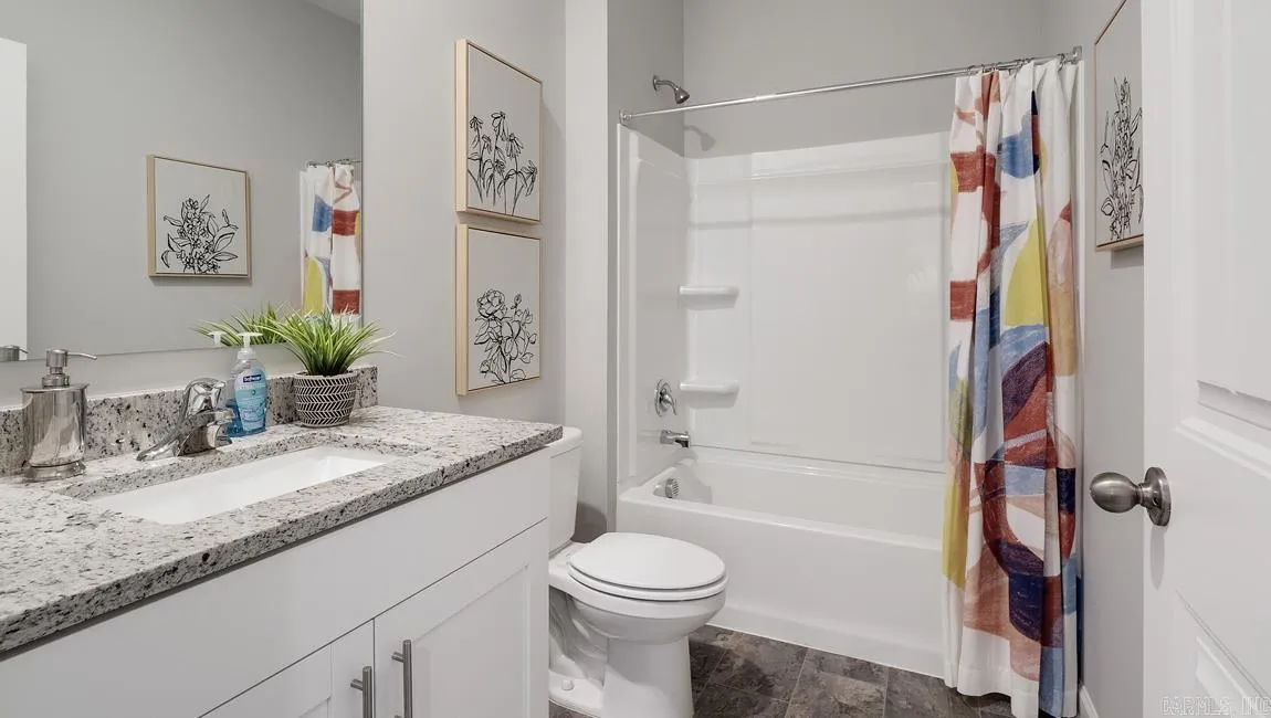 Property at 821  Jaxon - Image 10