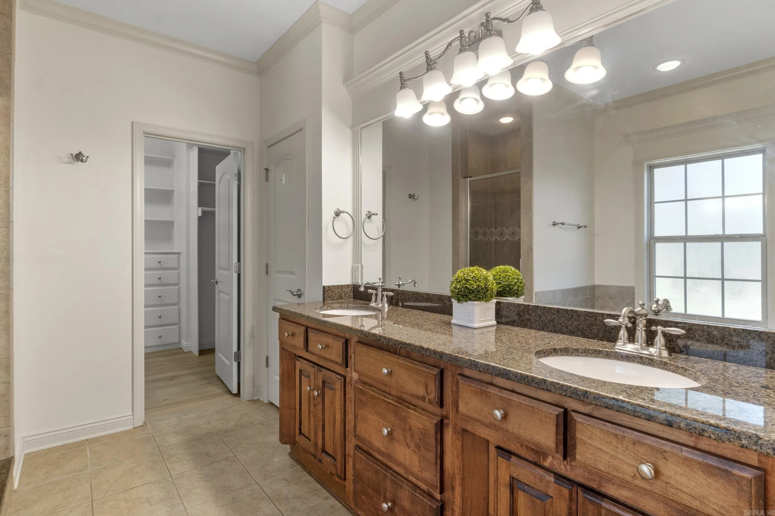 Property at 23  Southwind - Image 34