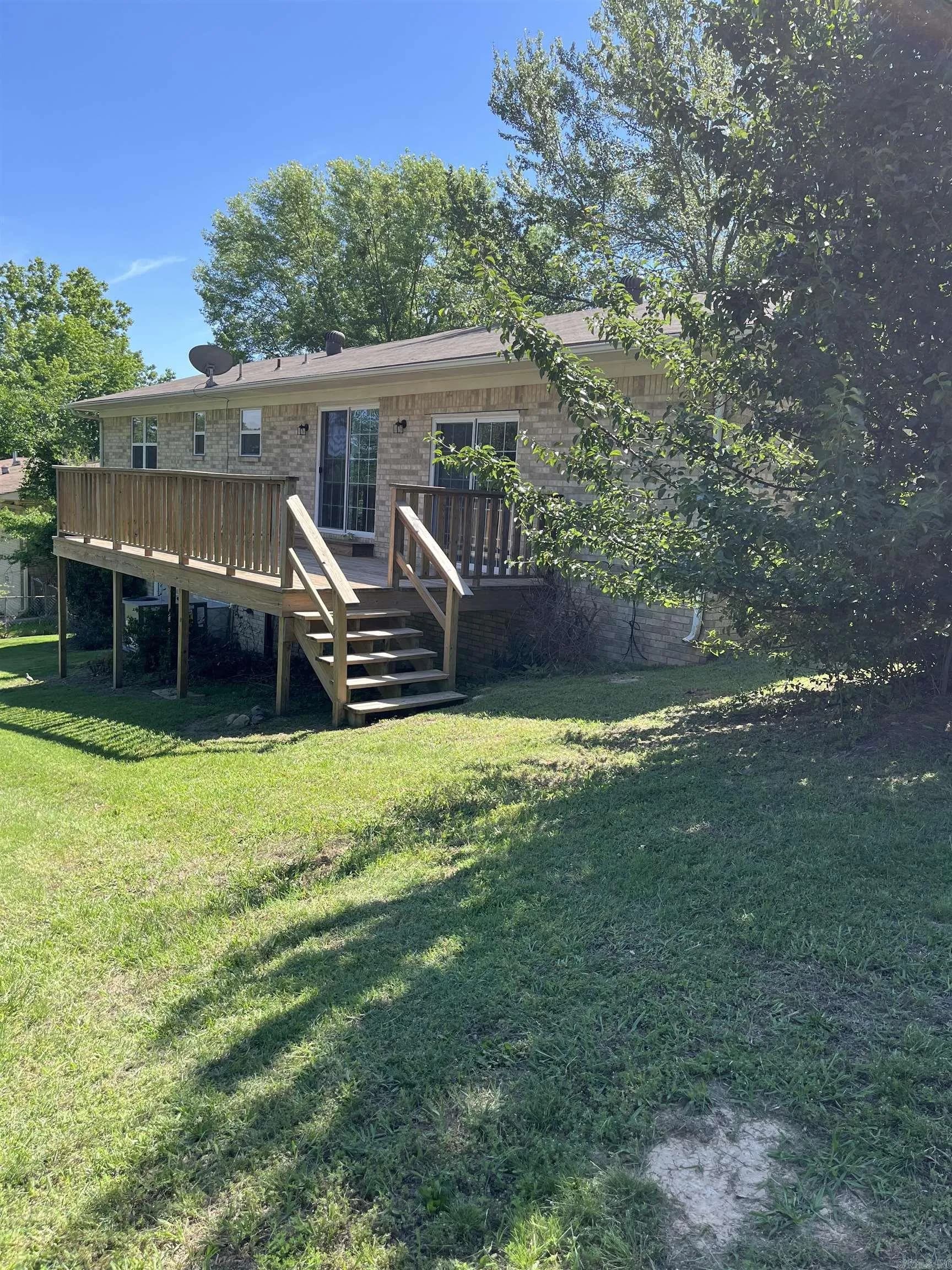 Property at 119  Marigold - Image 3